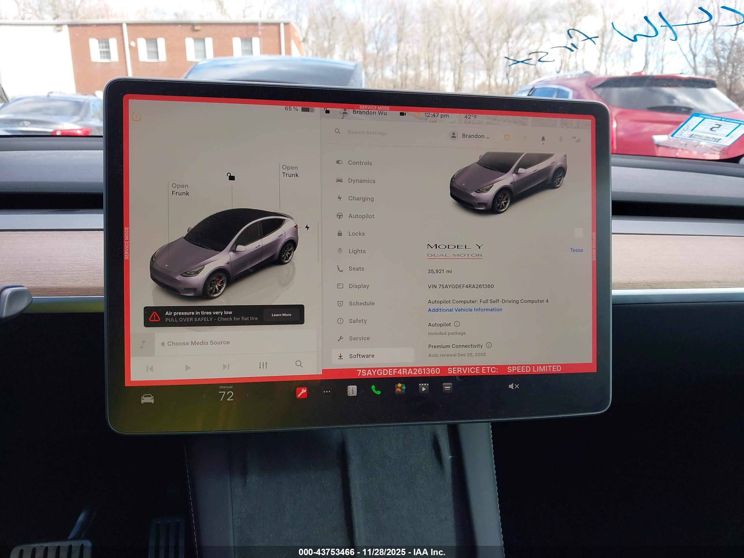TESLA MODEL image 7