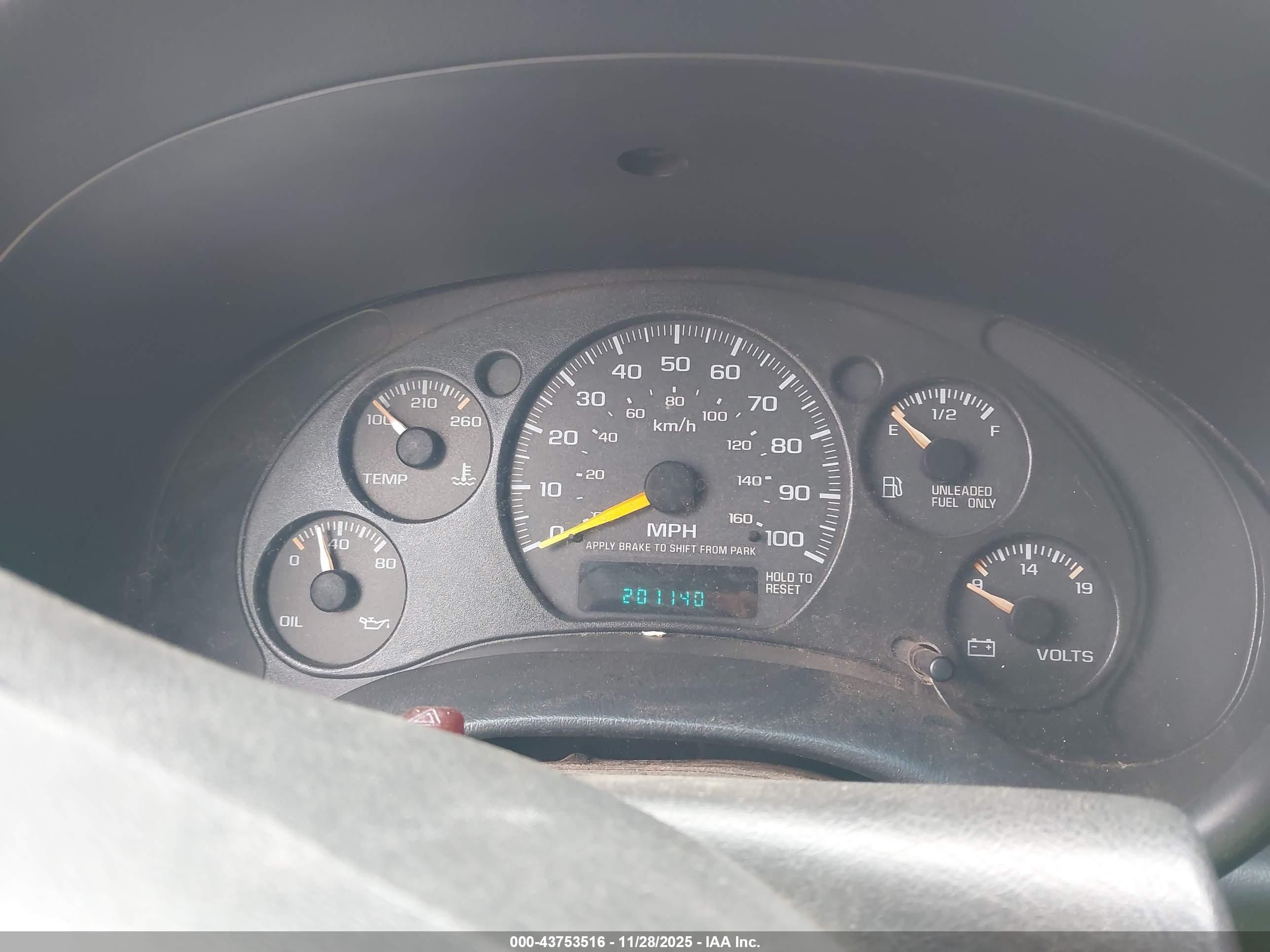 GMC SONOMA image 7