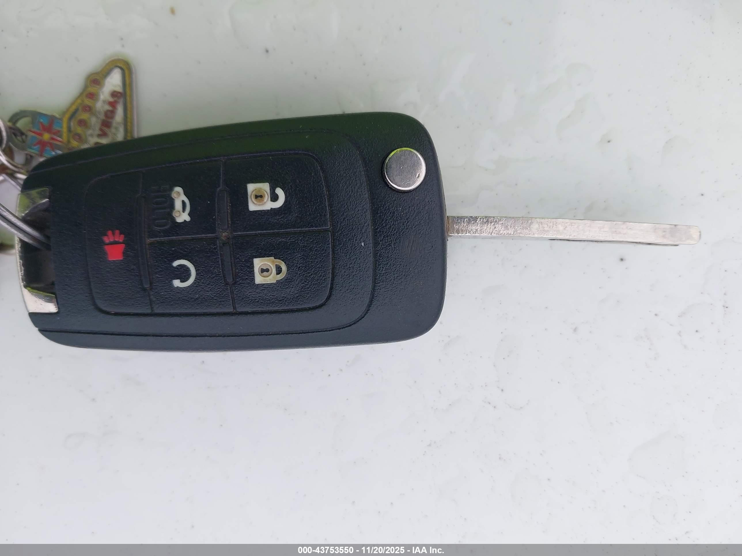 CHEVROLET EQUINOX image 11