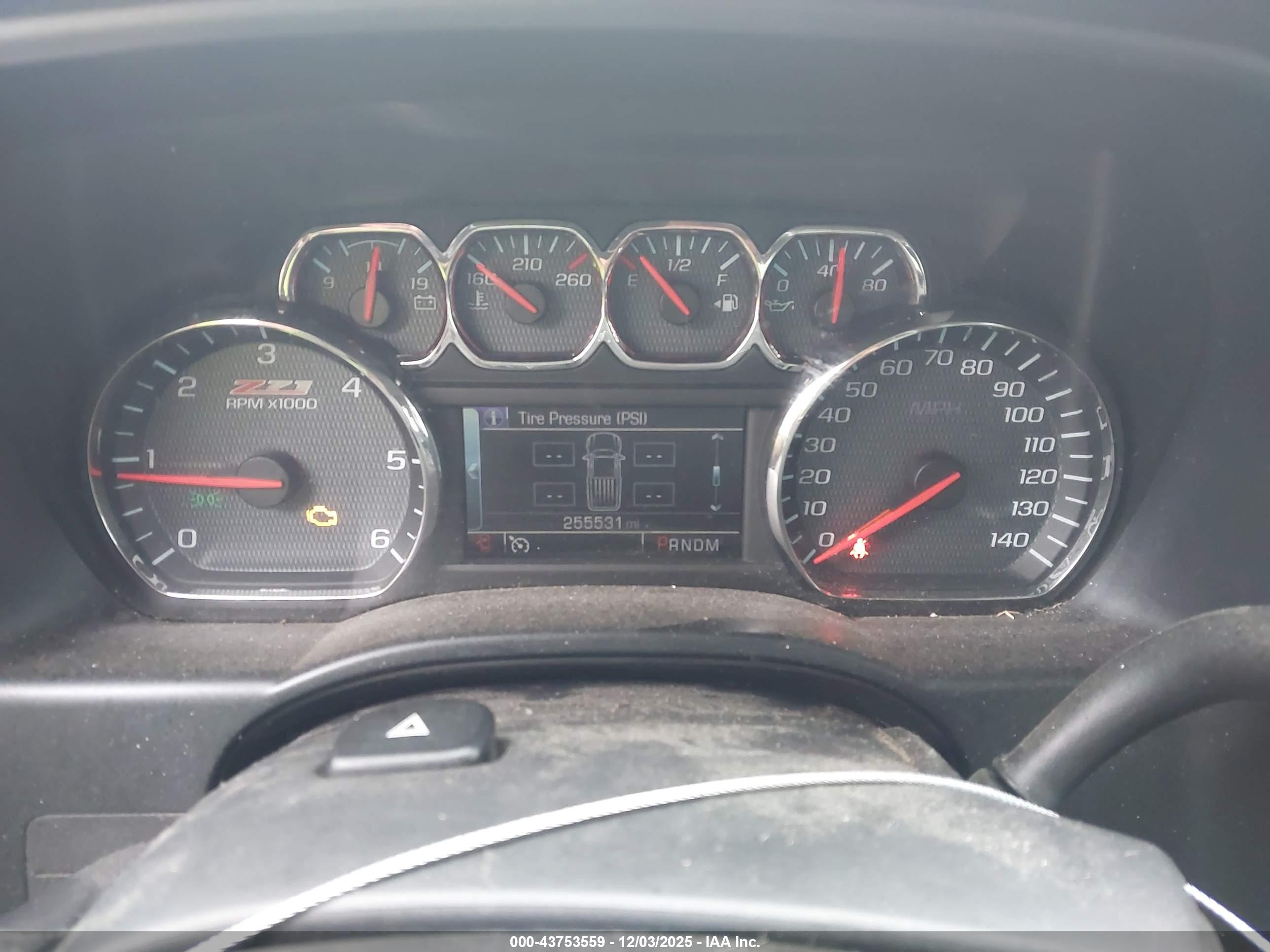 CHEVROLET SILVERADO image 7