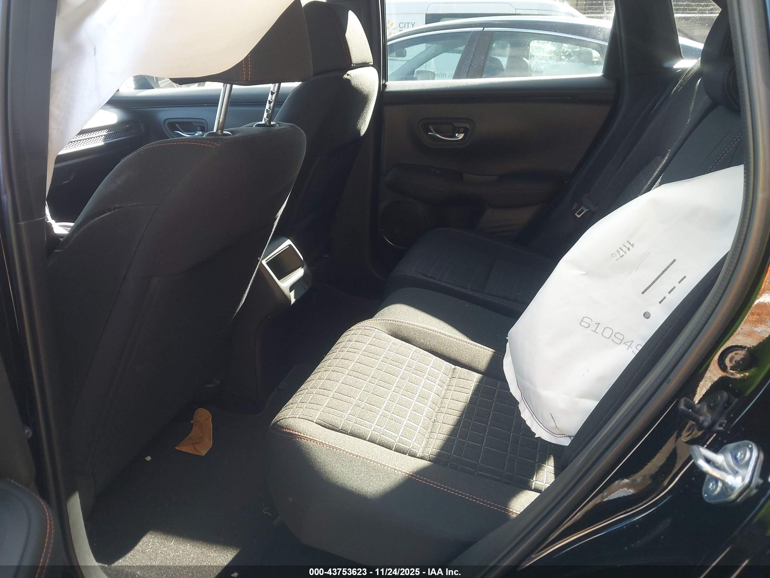 HONDA HR-V image 8