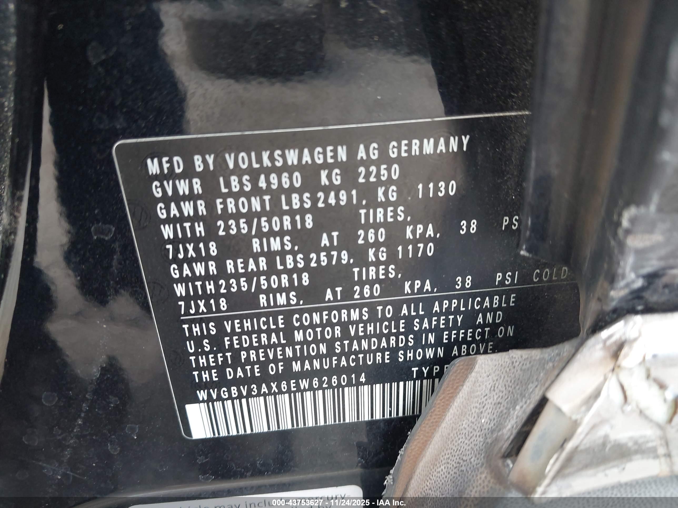VOLKSWAGEN TIGUAN image 9