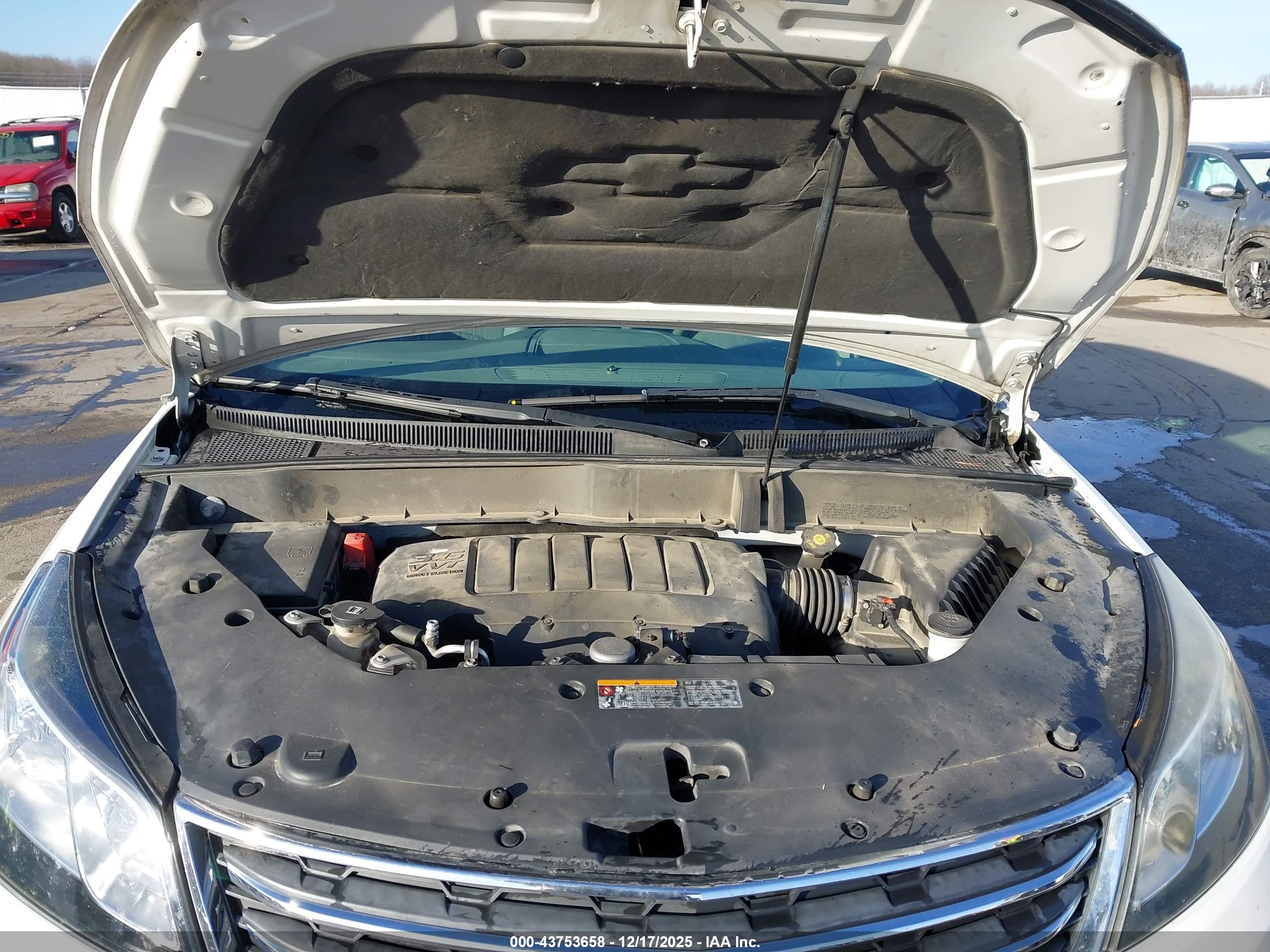 CHEVROLET TRAVERSE image 10