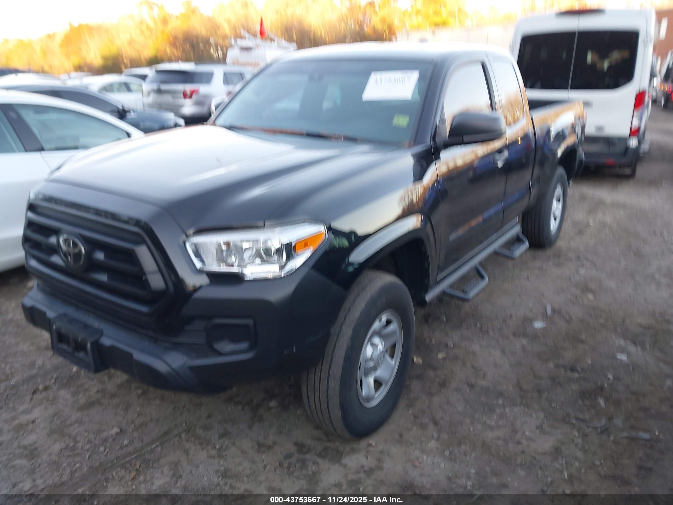 TOYOTA TACOMA image 2