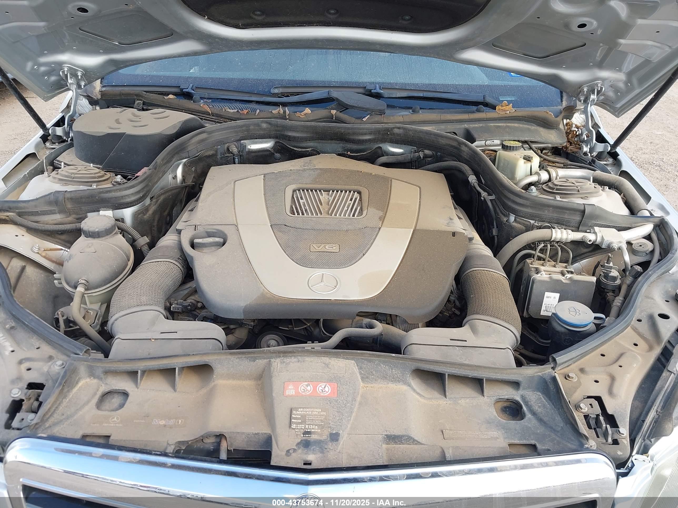 MERCEDES-BENZ E image 10