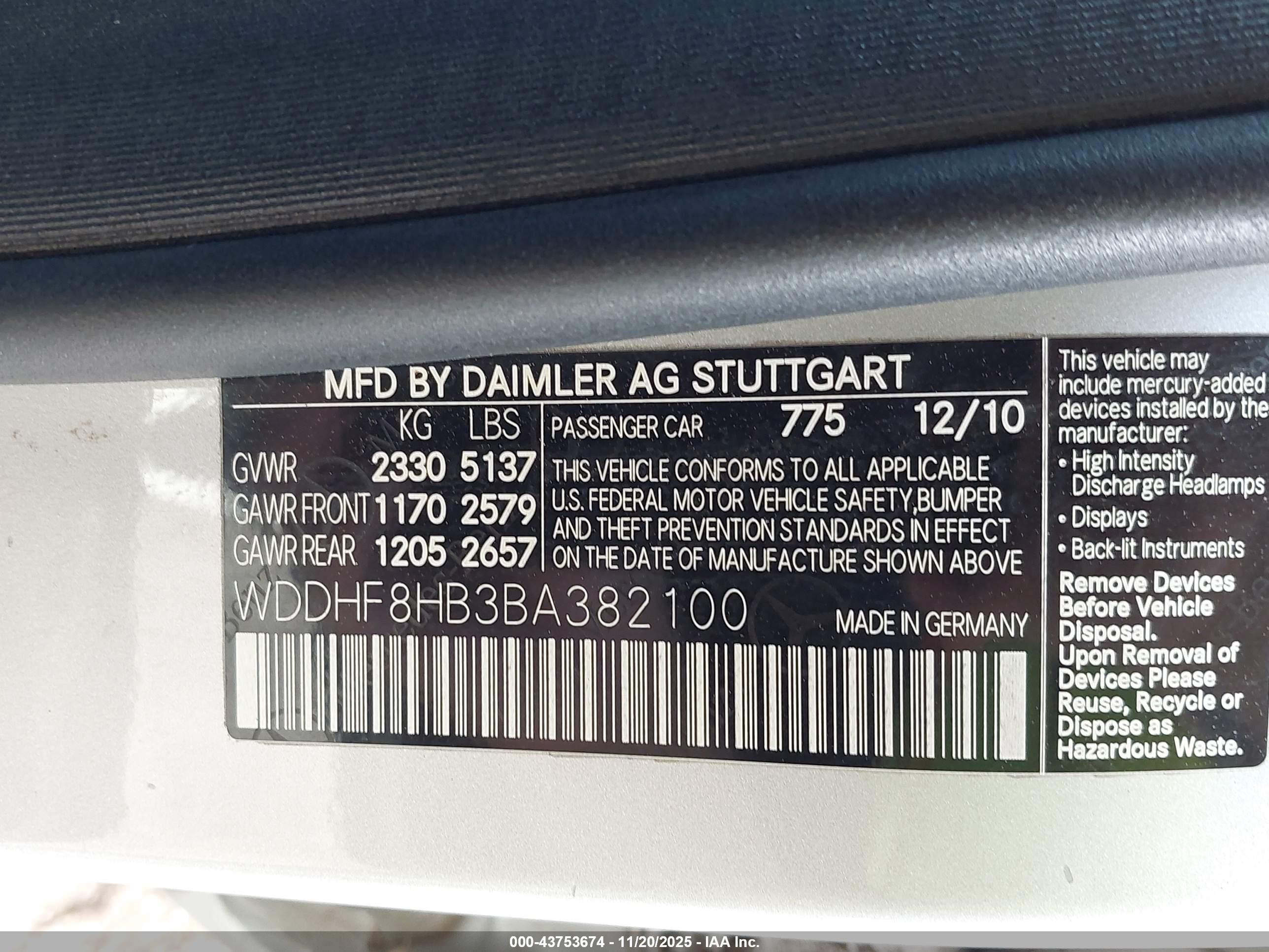 MERCEDES-BENZ E image 9