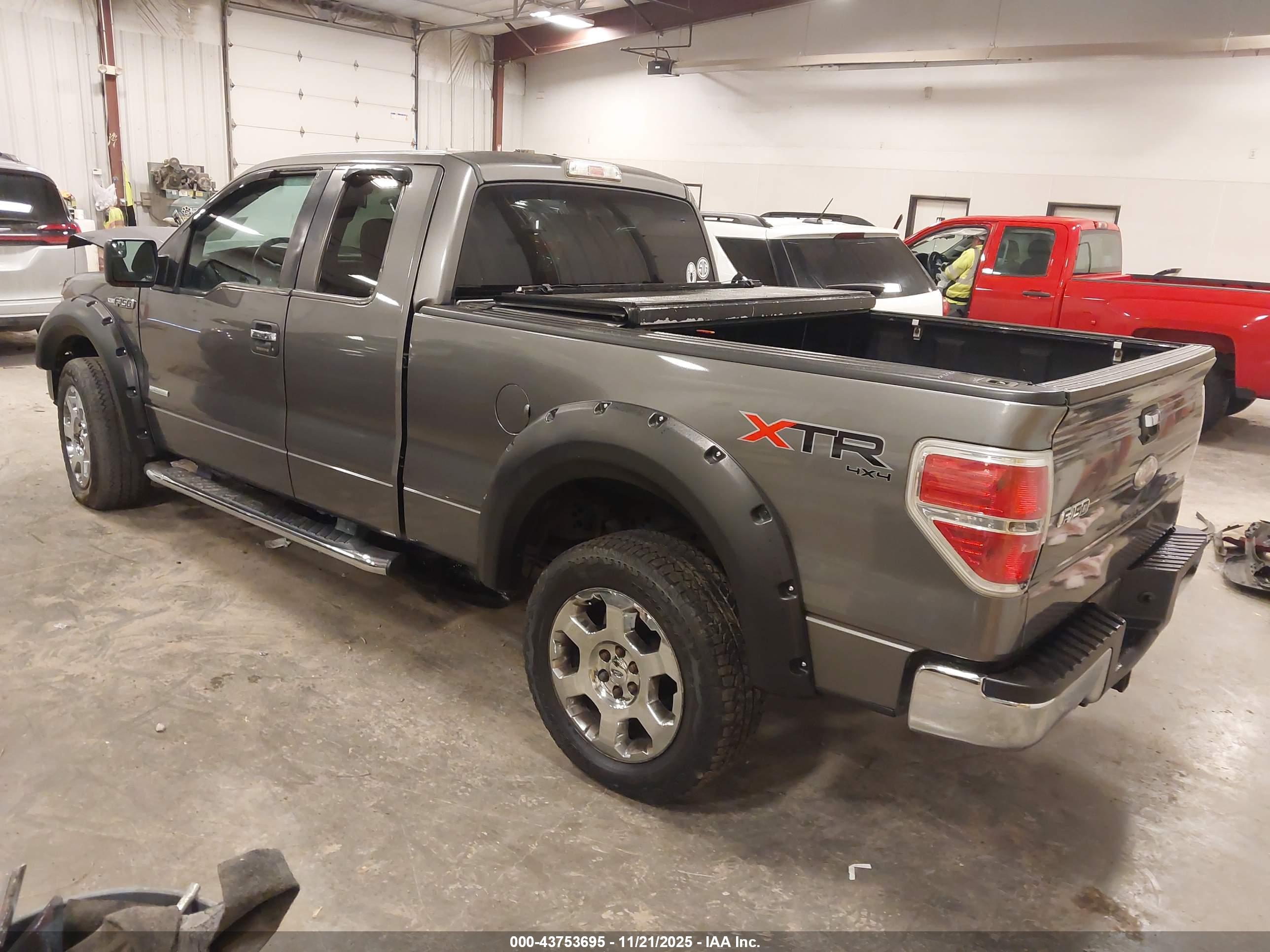 FORD F-150 image 3
