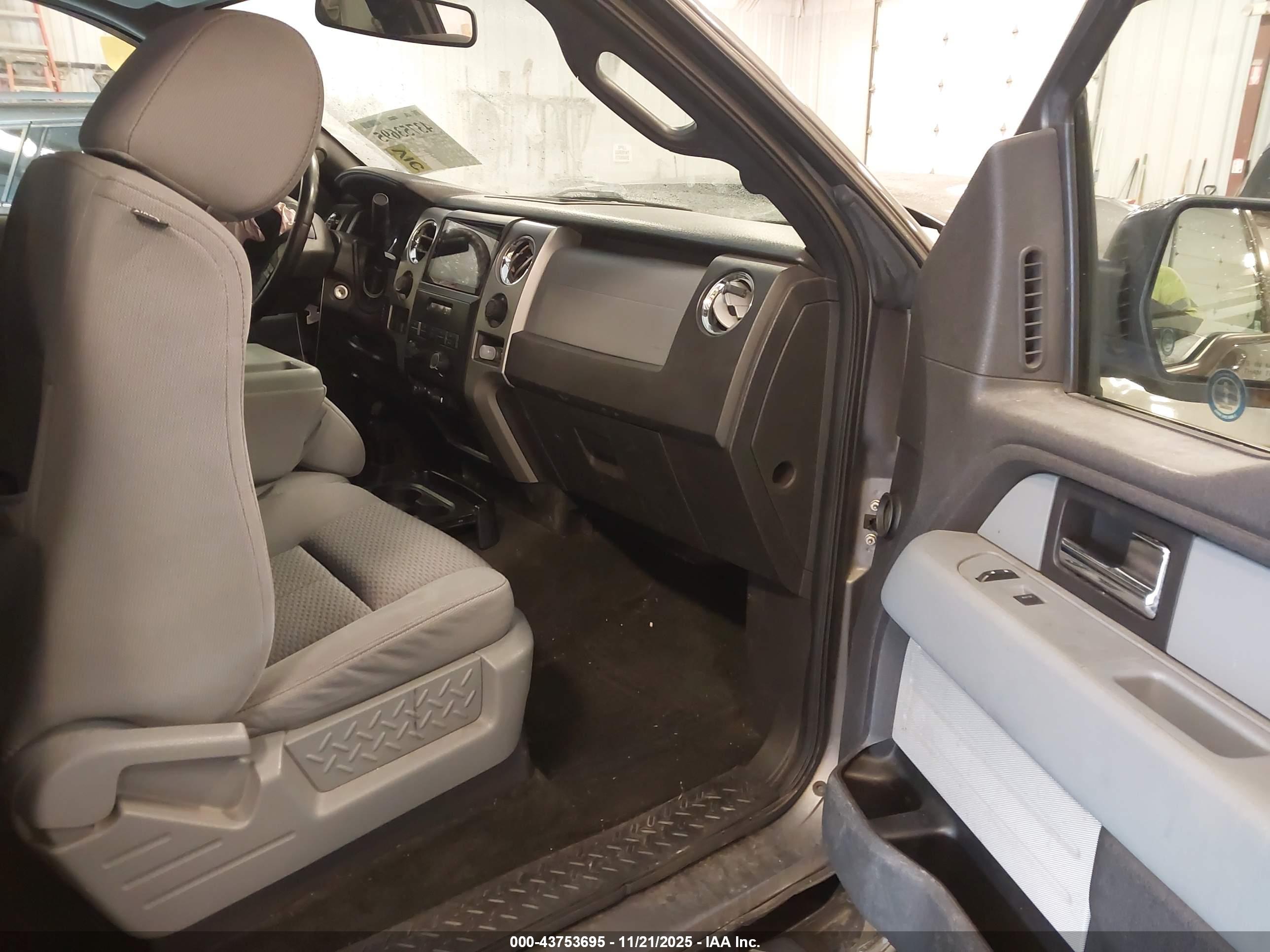 FORD F-150 image 5