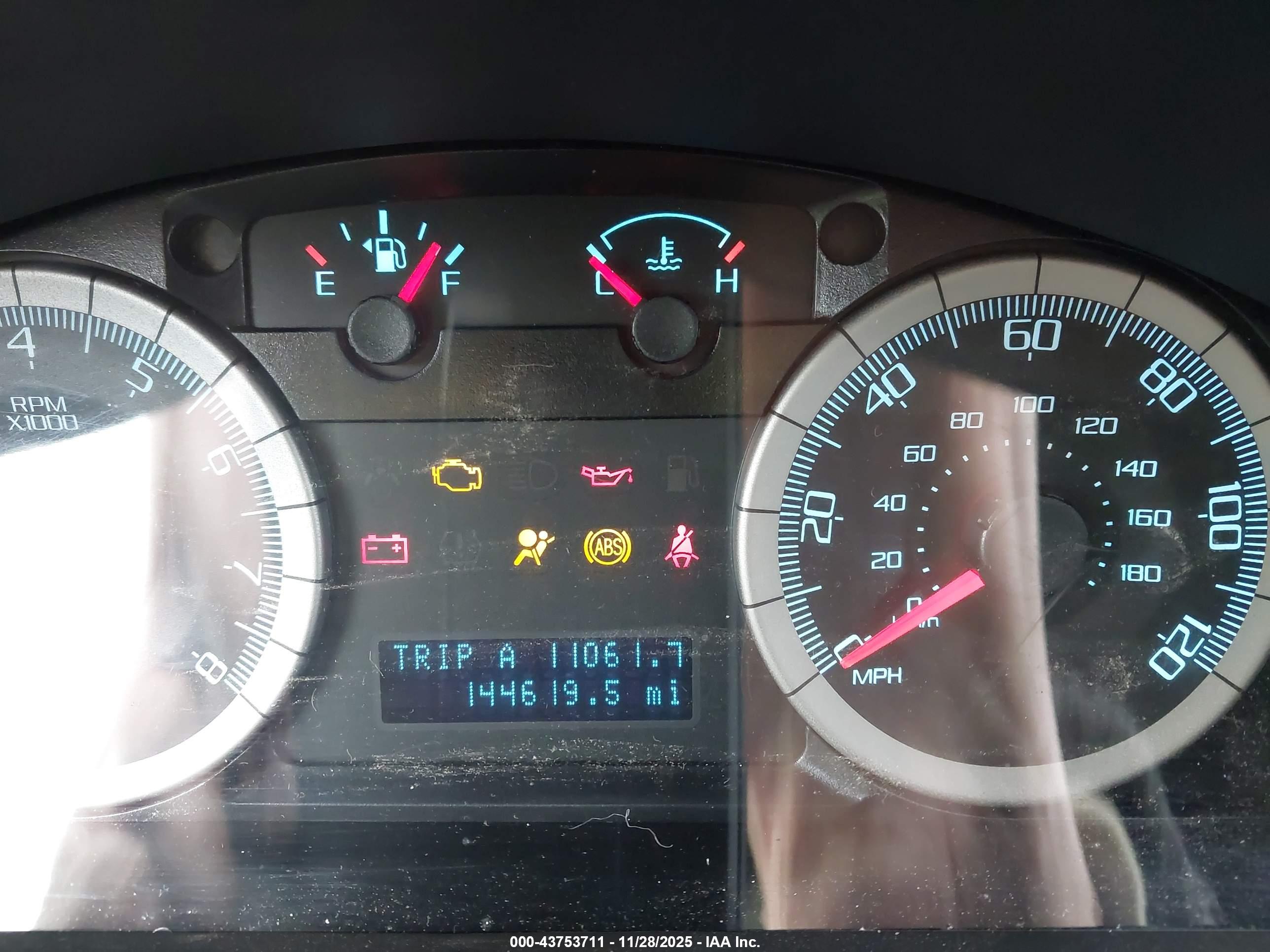 FORD ESCAPE image 7