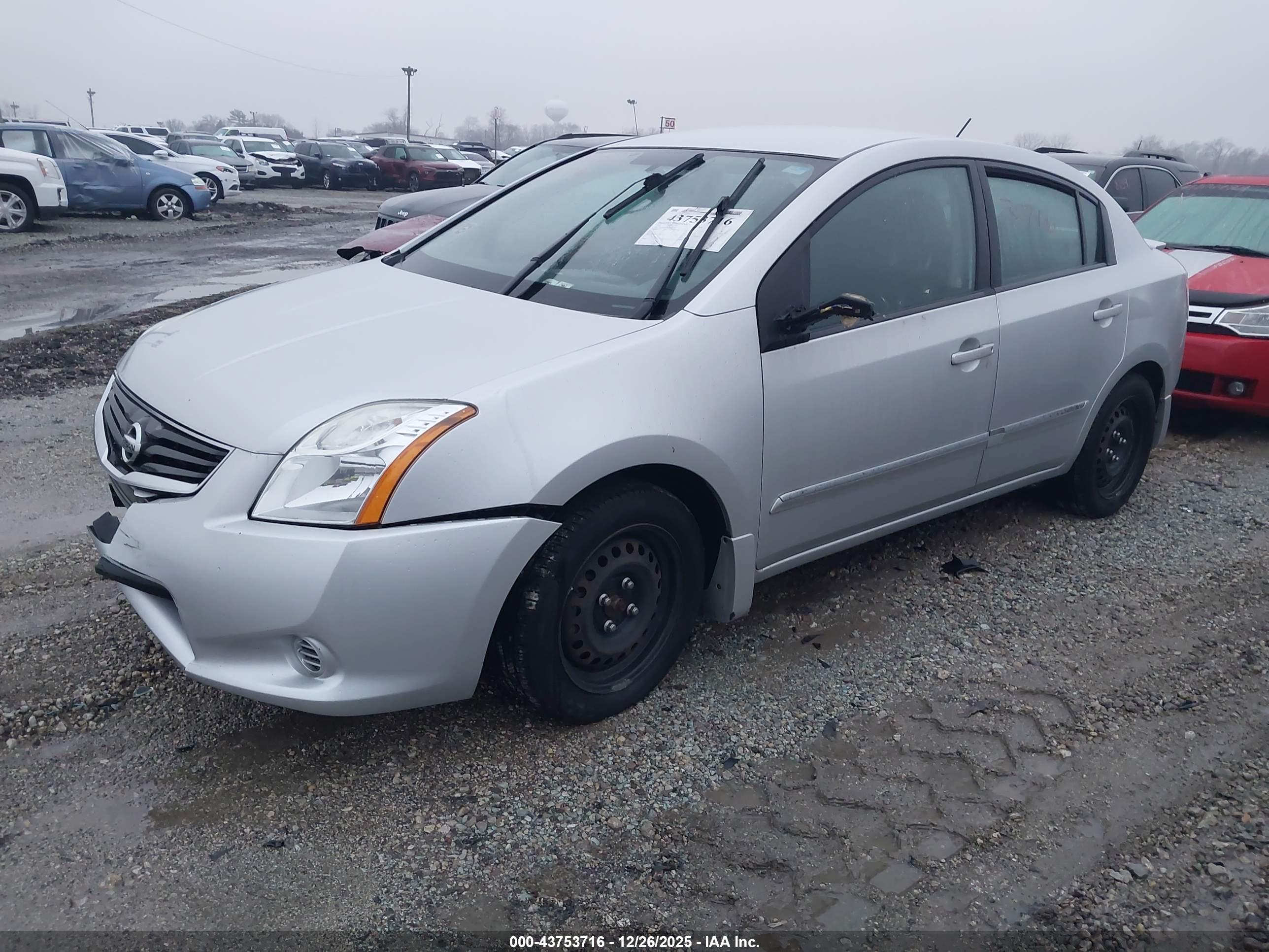 NISSAN SENTRA image 2