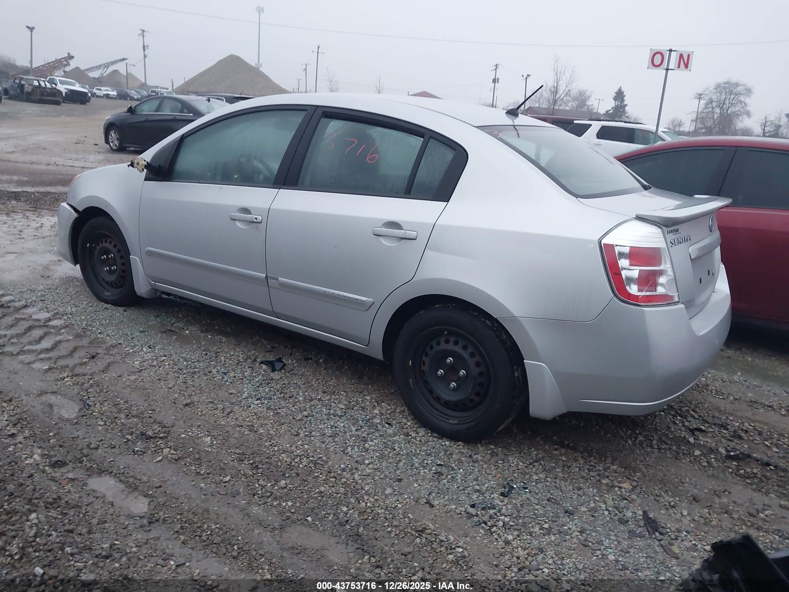 NISSAN SENTRA image 3