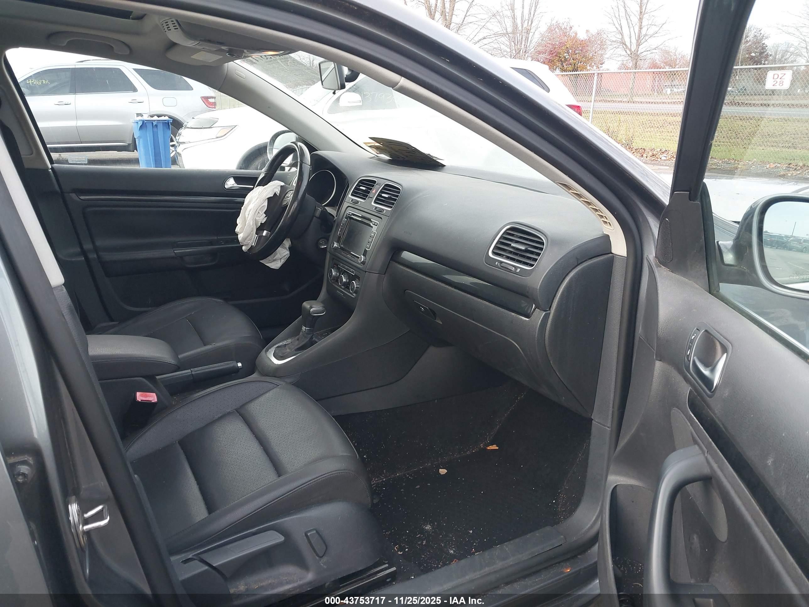 VOLKSWAGEN JETTA image 5