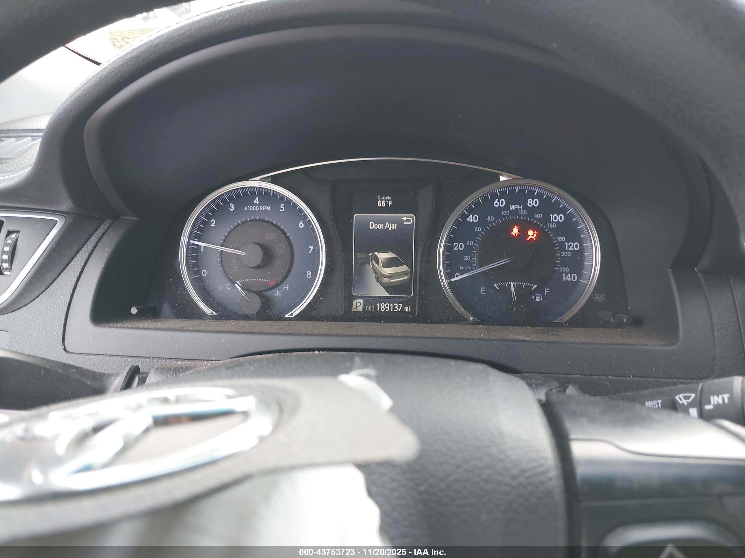 TOYOTA CAMRY image 7
