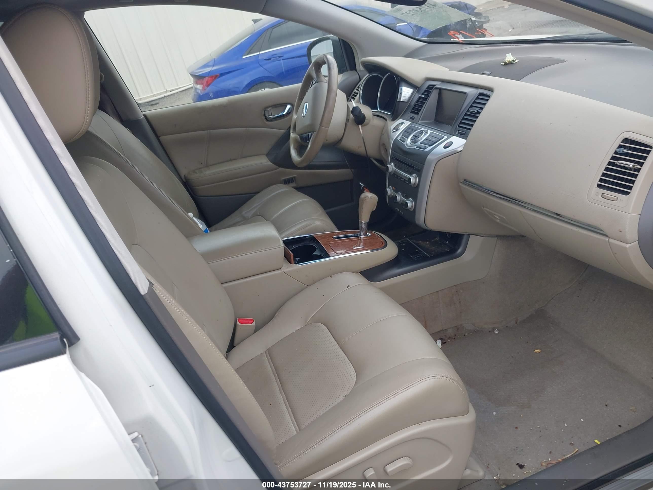 NISSAN MURANO image 5