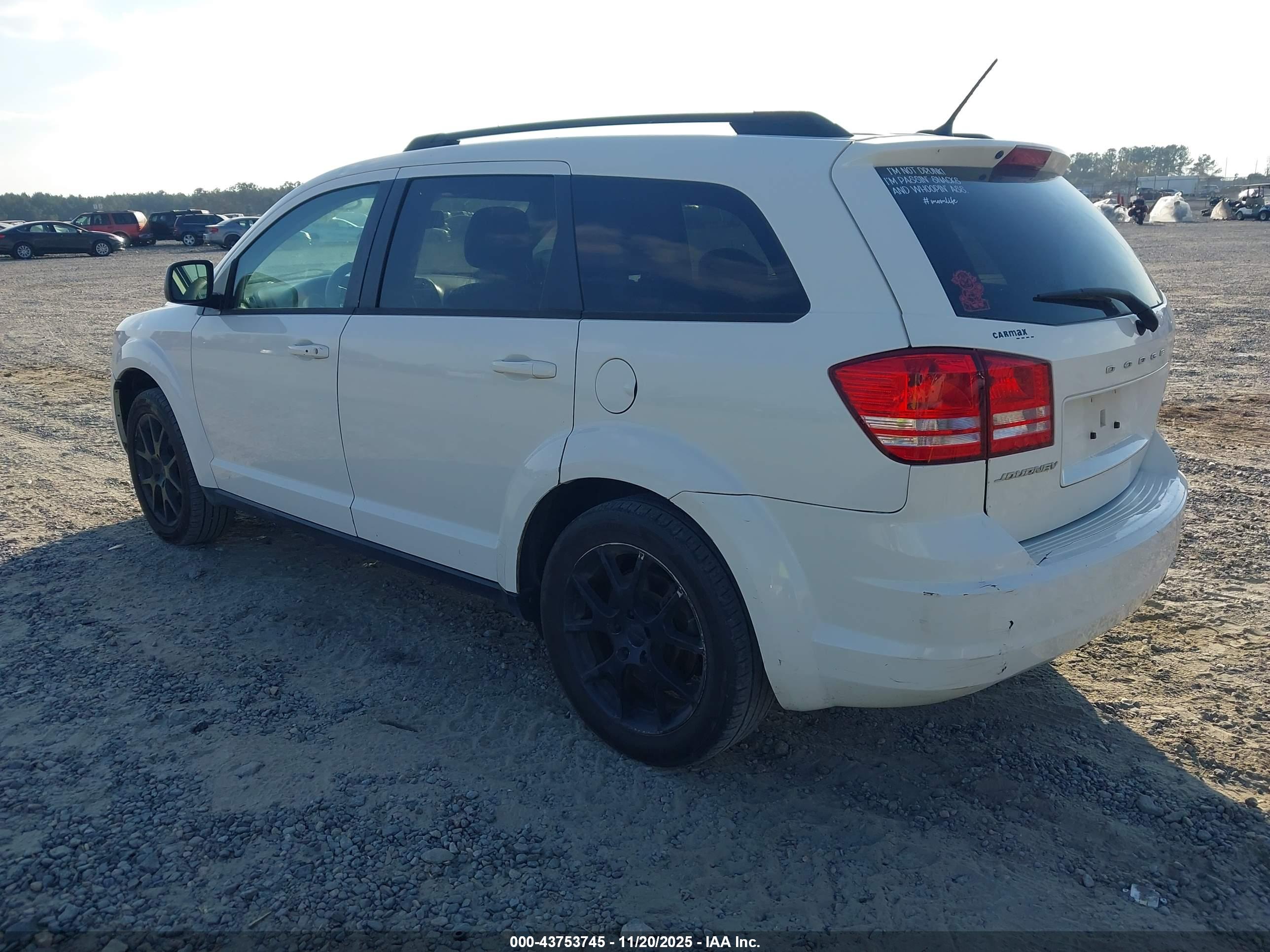 DODGE JOURNEY image 3