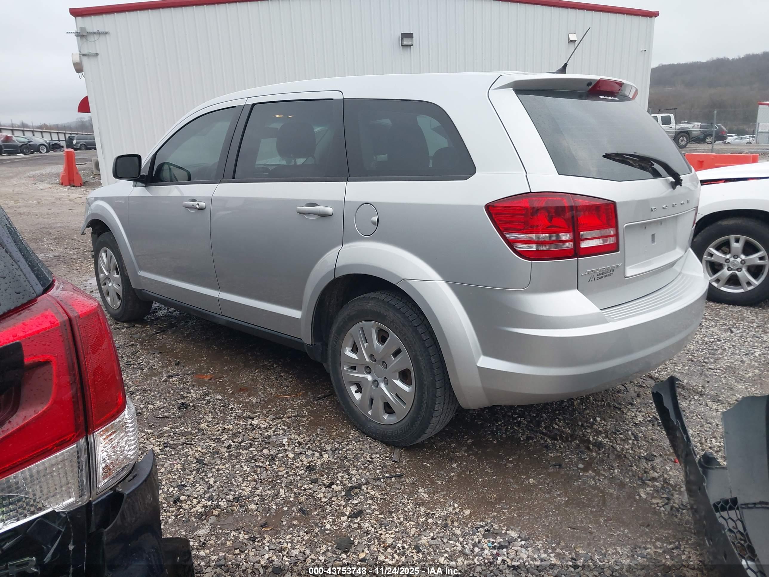 DODGE JOURNEY image 3