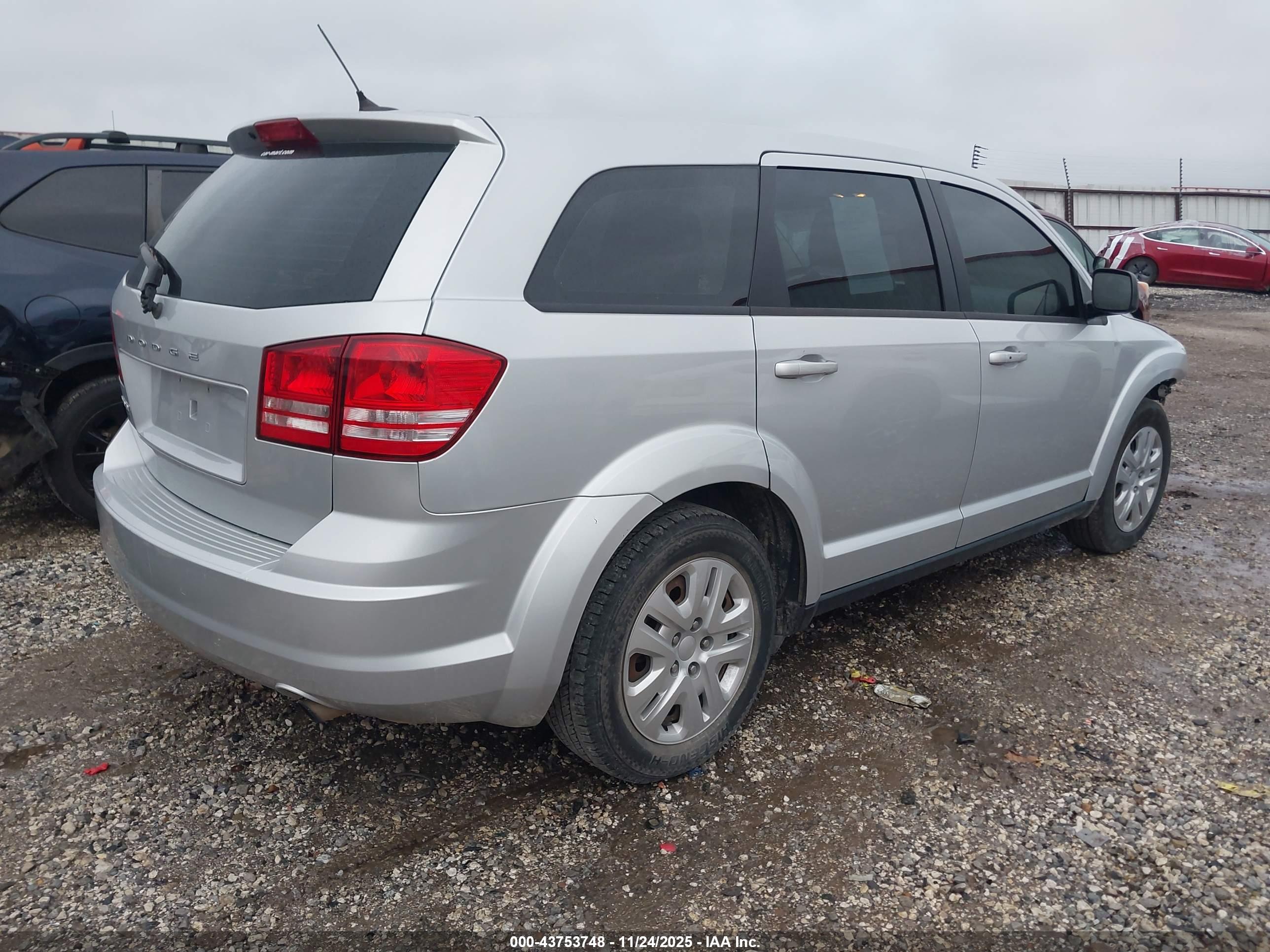 DODGE JOURNEY image 4