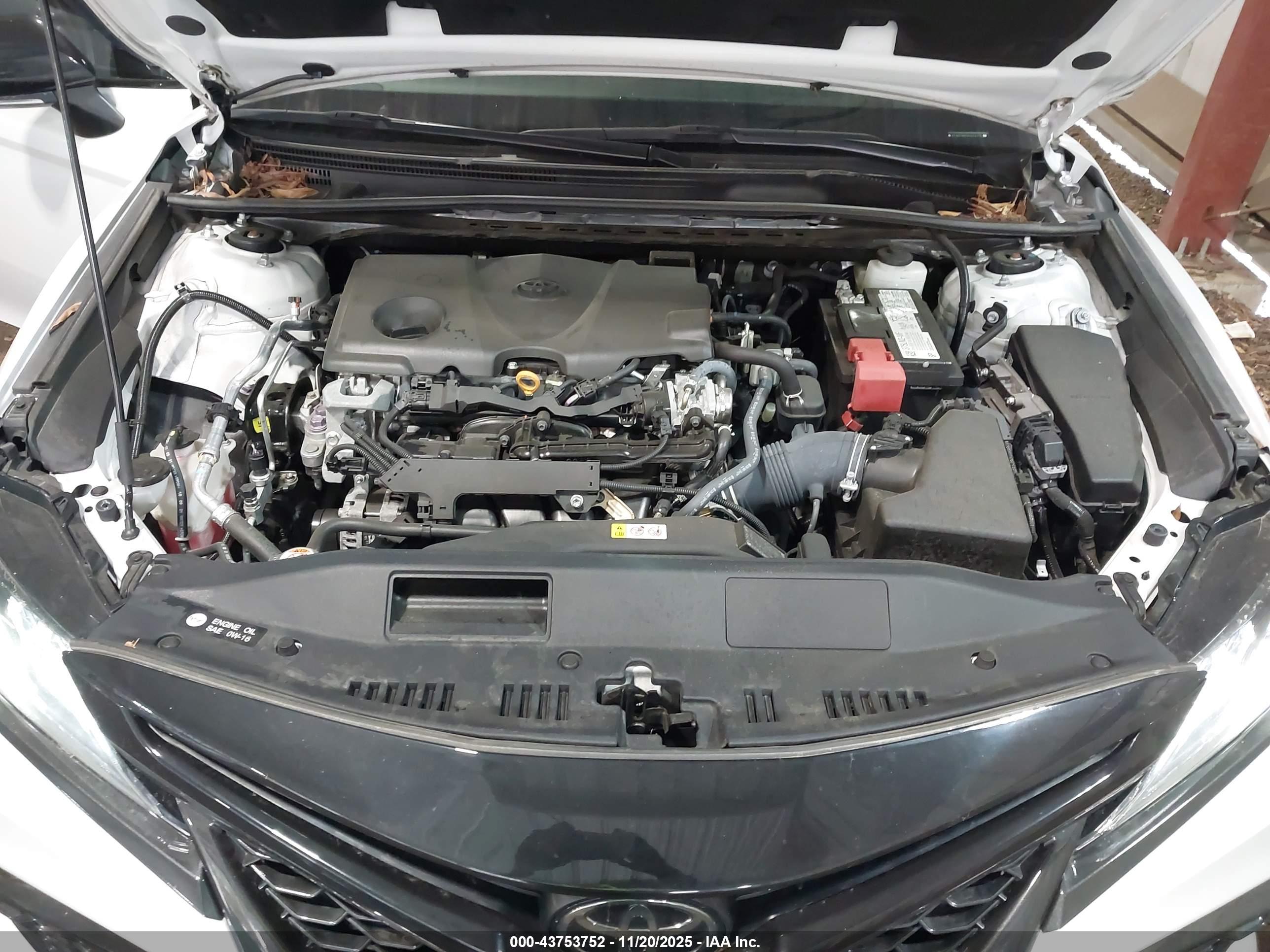 TOYOTA CAMRY image 10