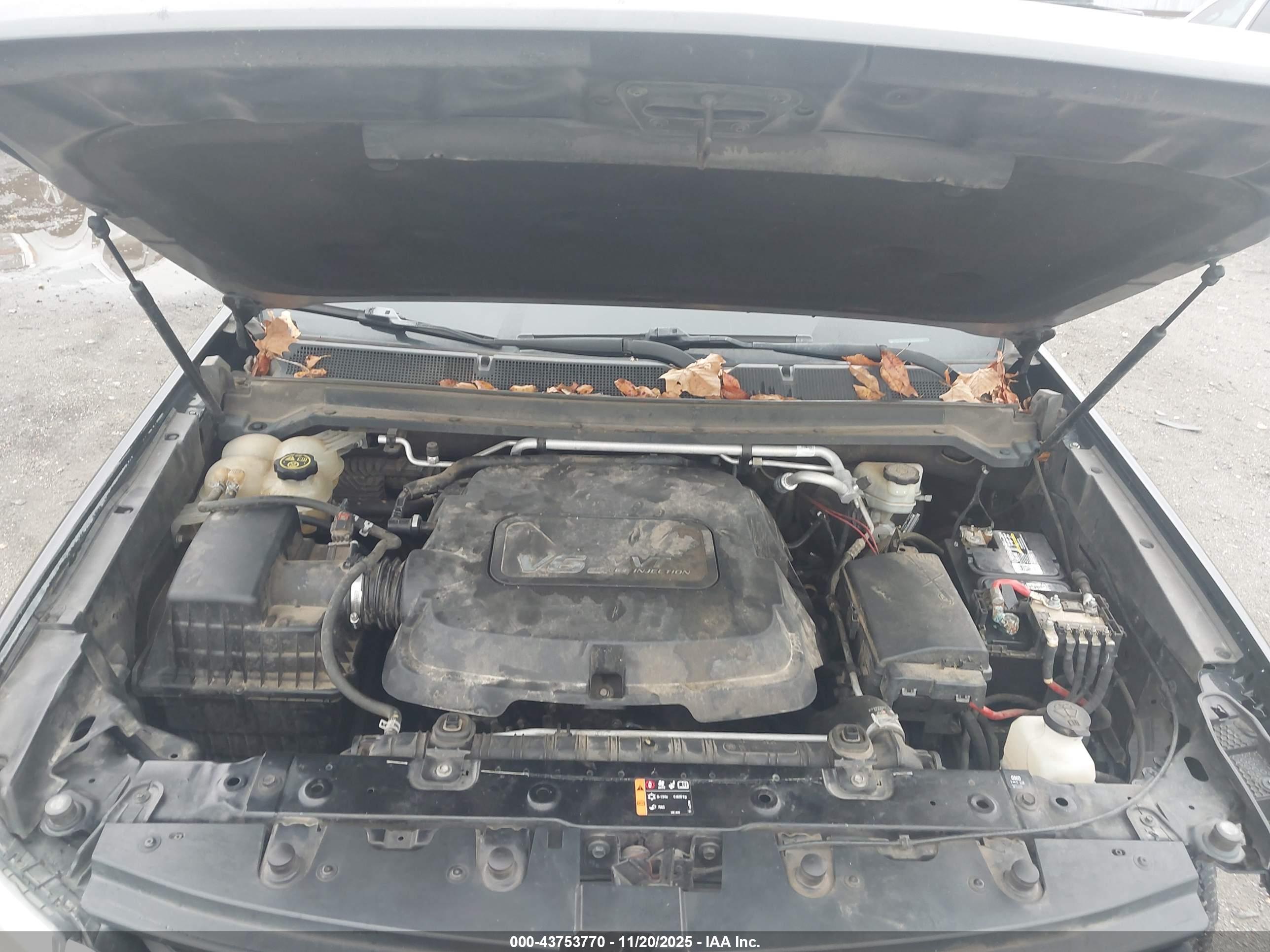 CHEVROLET COLORADO image 10