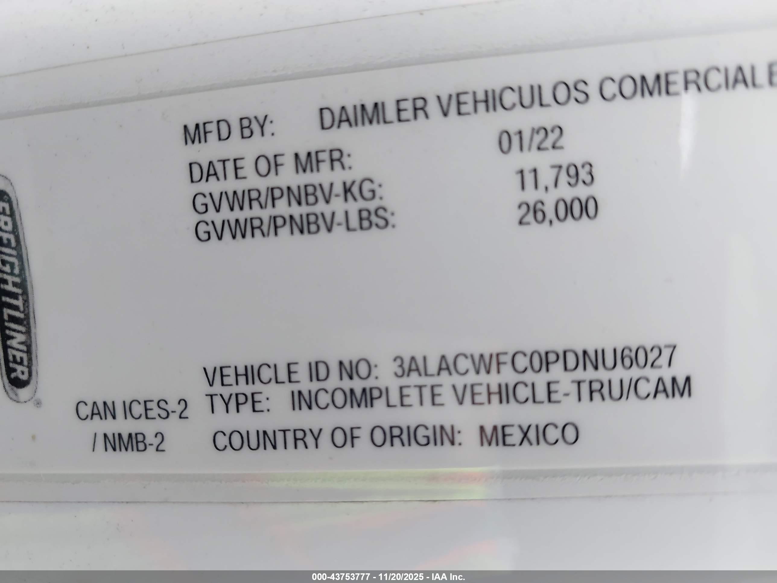 FREIGHTLINER M2 image 9