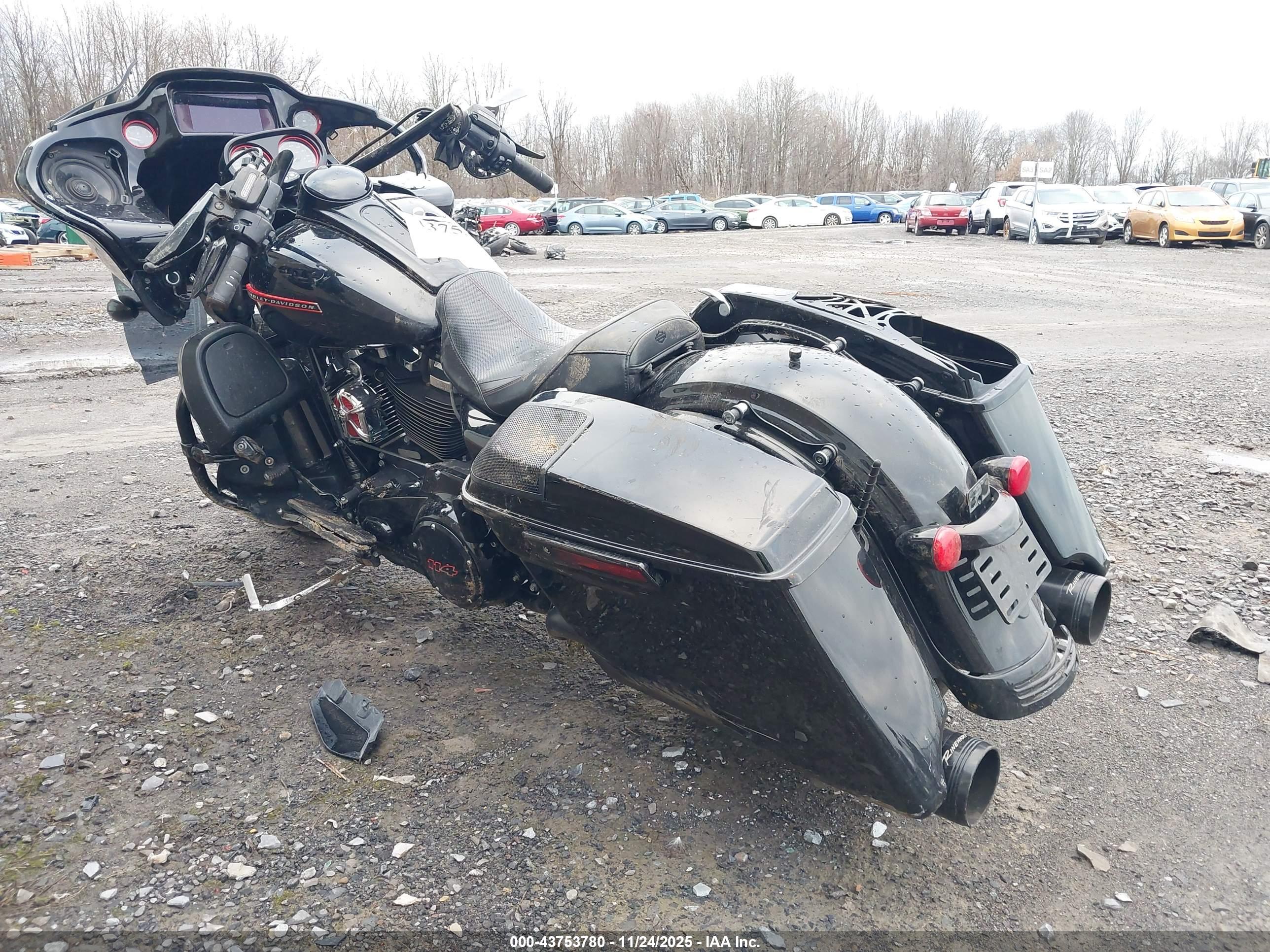 HARLEY-DAVIDSON FLTRXS image 3