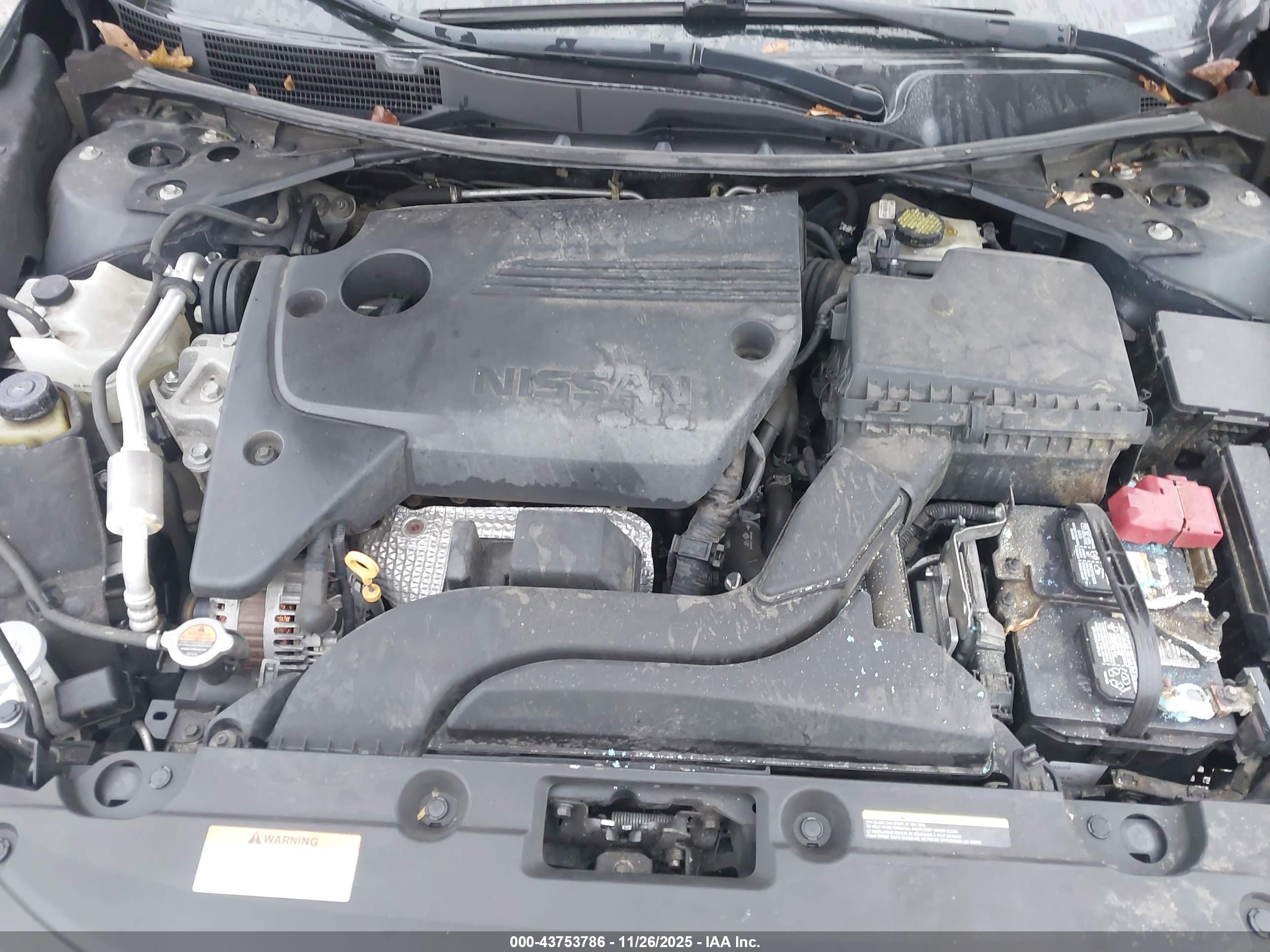 NISSAN ALTIMA image 10