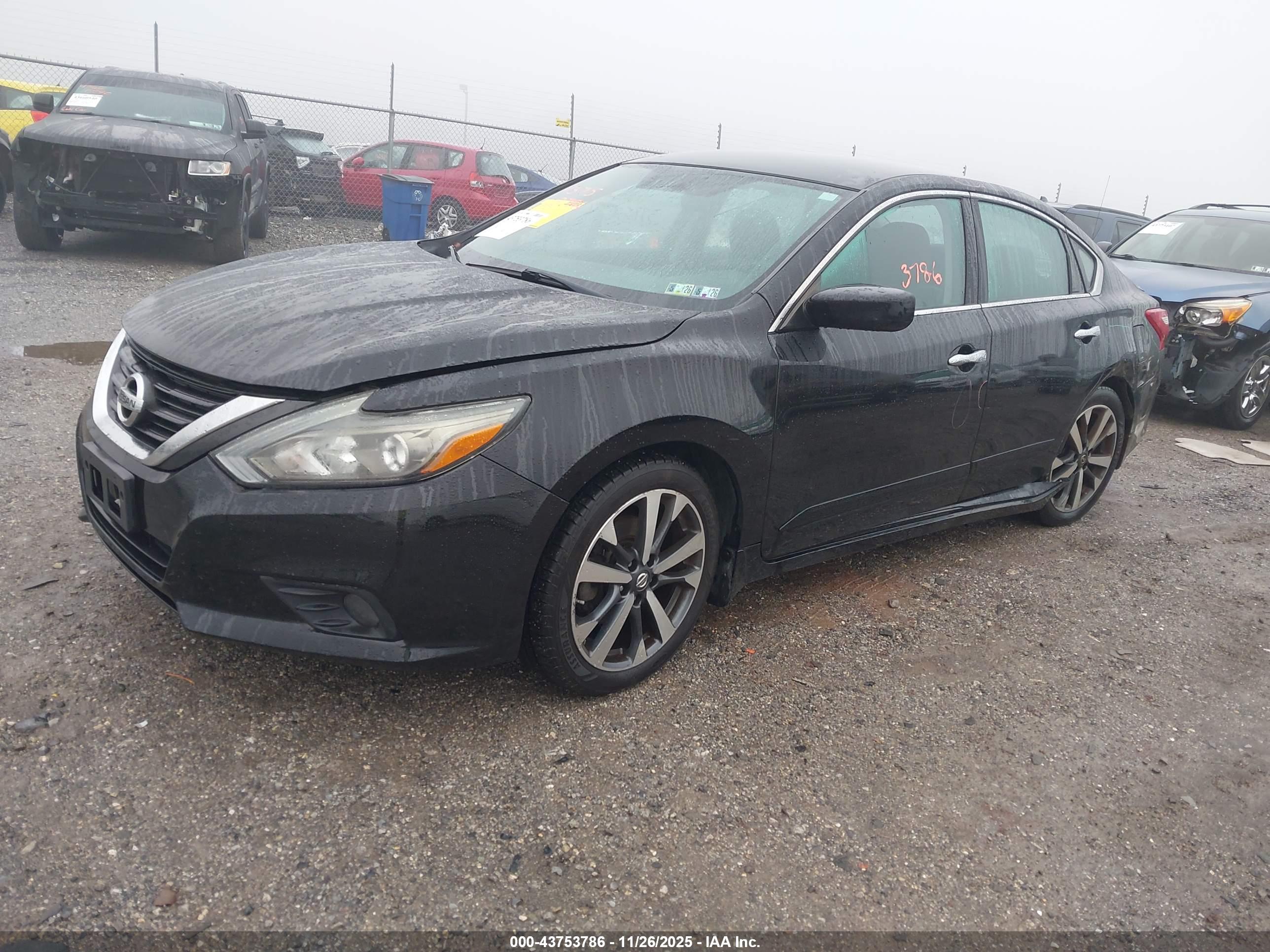 NISSAN ALTIMA image 2