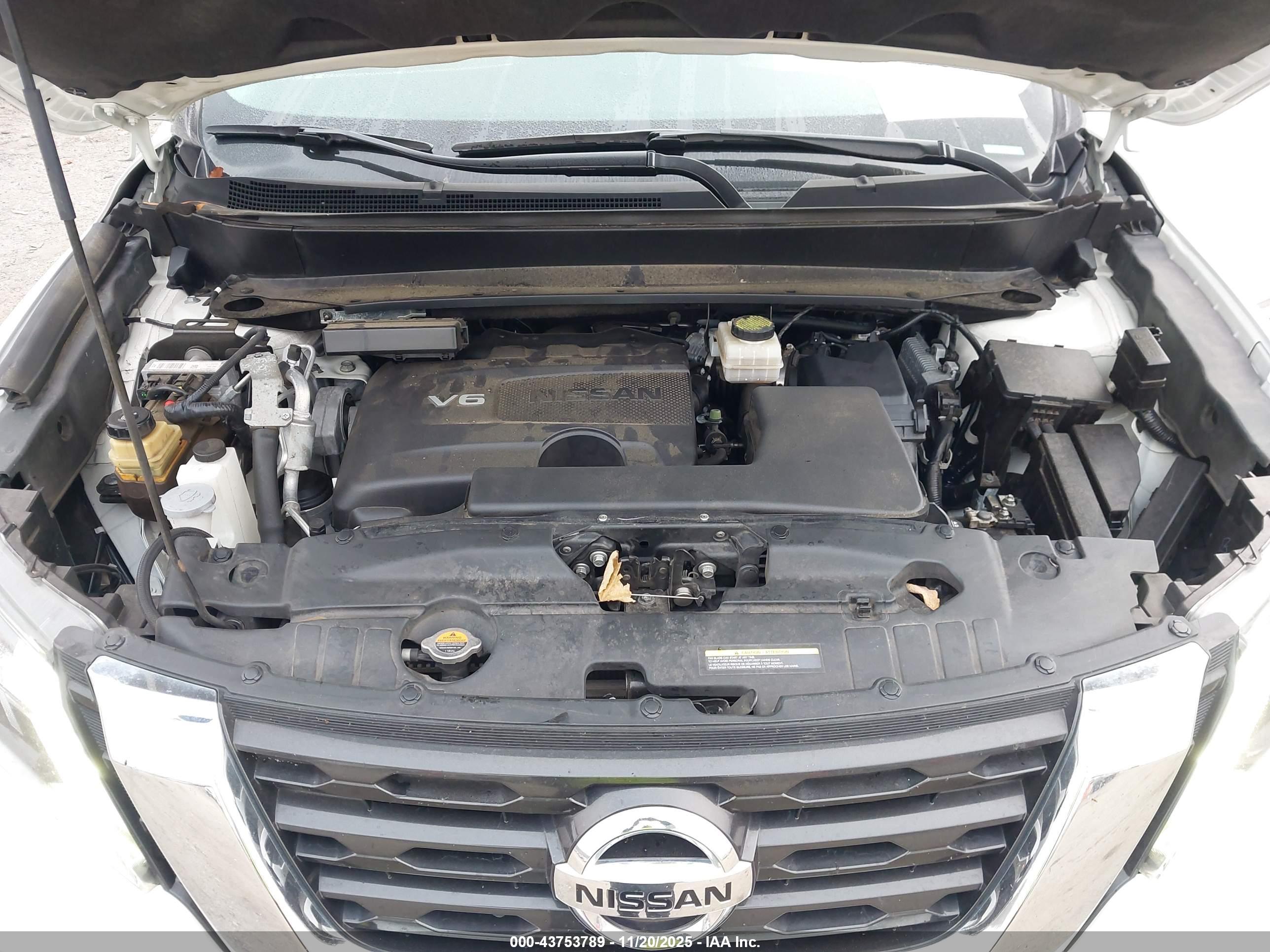 NISSAN PATHFINDER image 10
