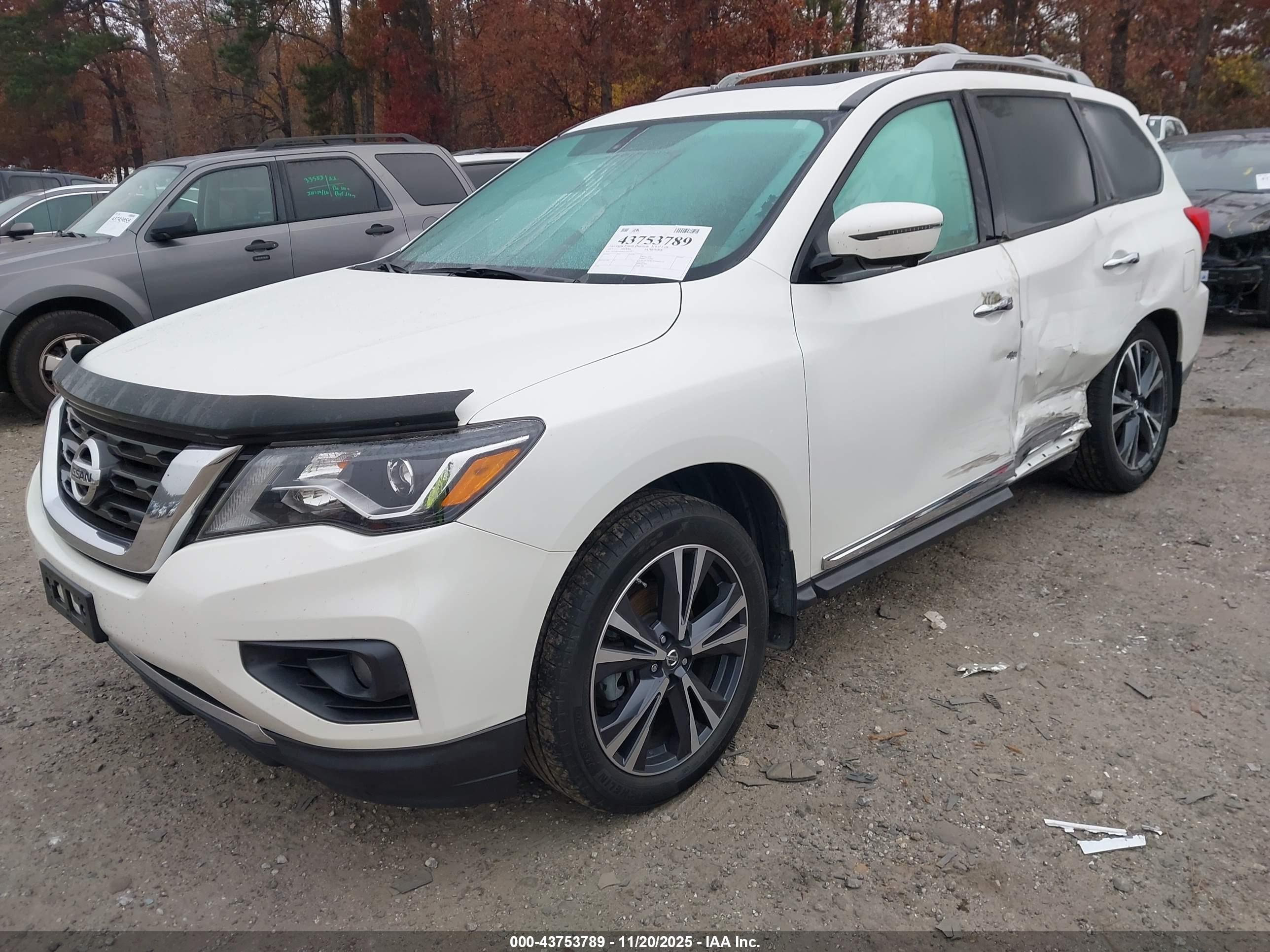 NISSAN PATHFINDER image 2