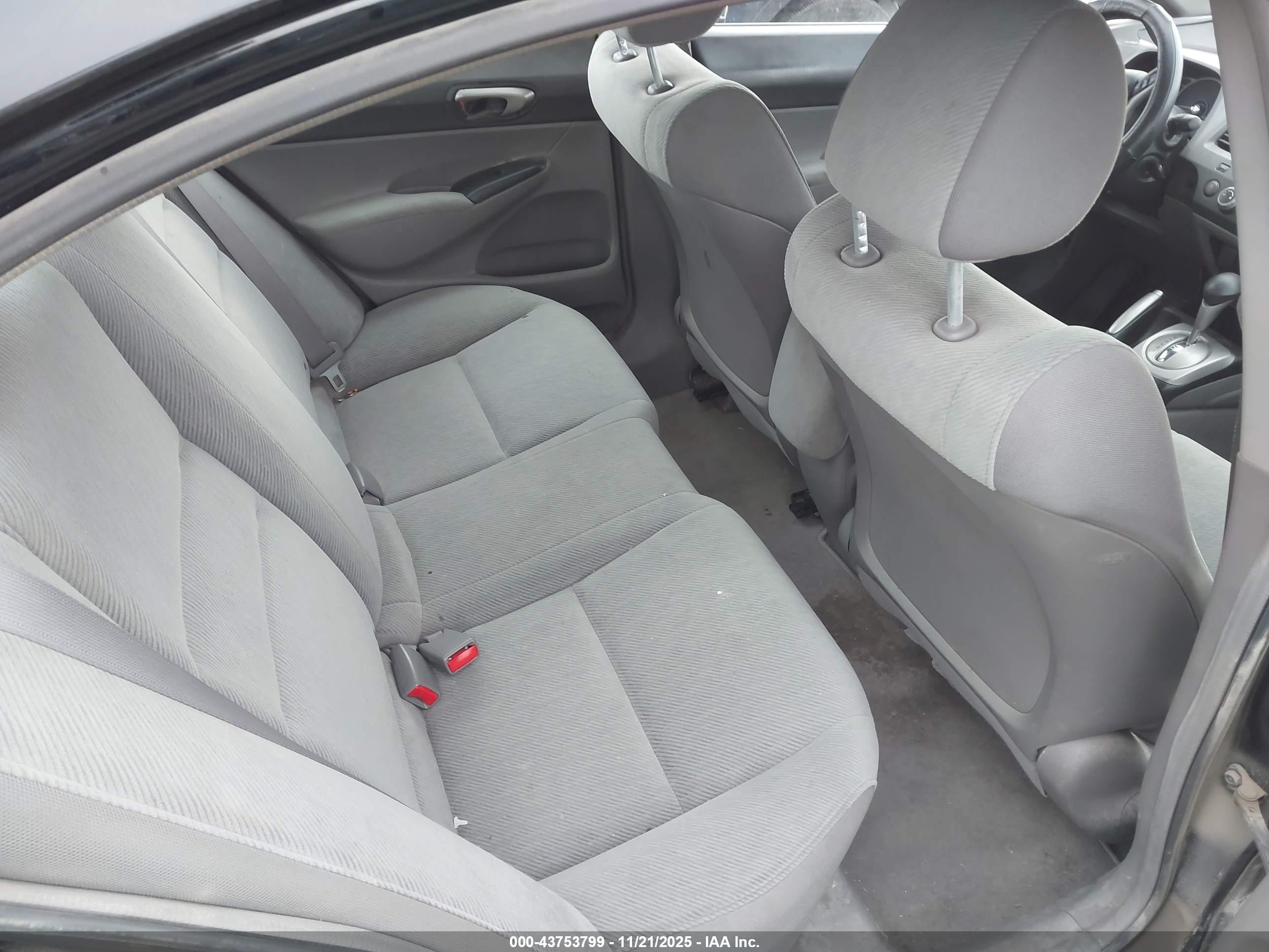 HONDA CIVIC image 8