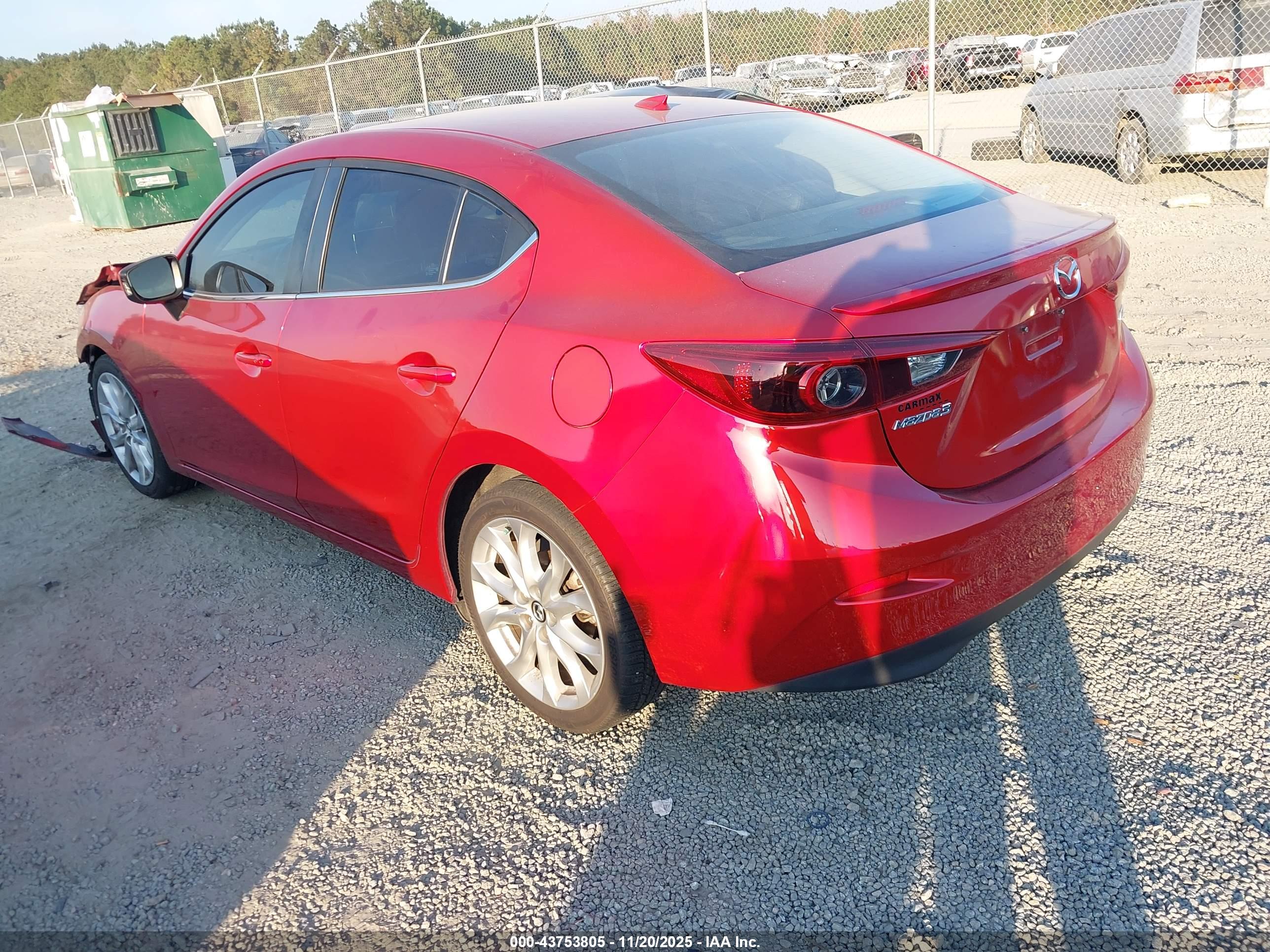 MAZDA MAZDA3 image 3