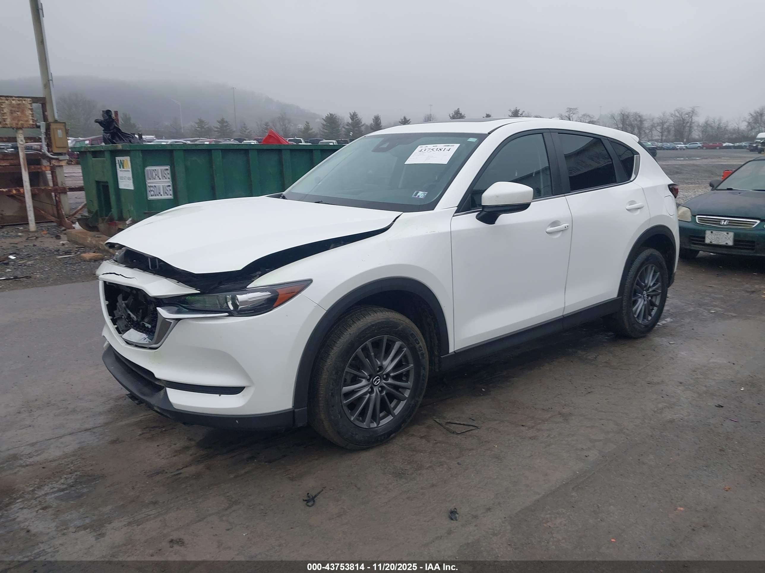 MAZDA CX-5 image 2