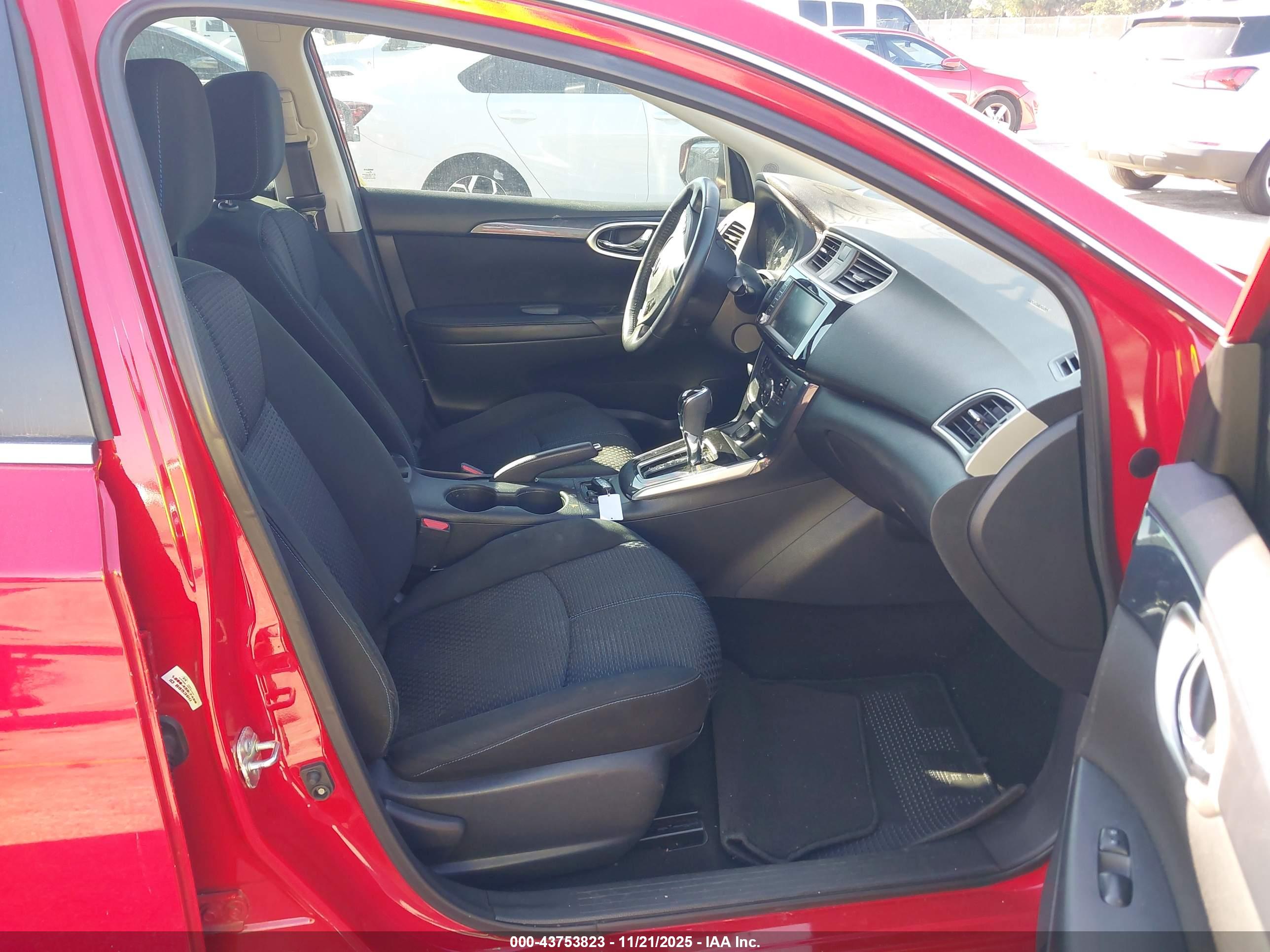 NISSAN SENTRA image 5