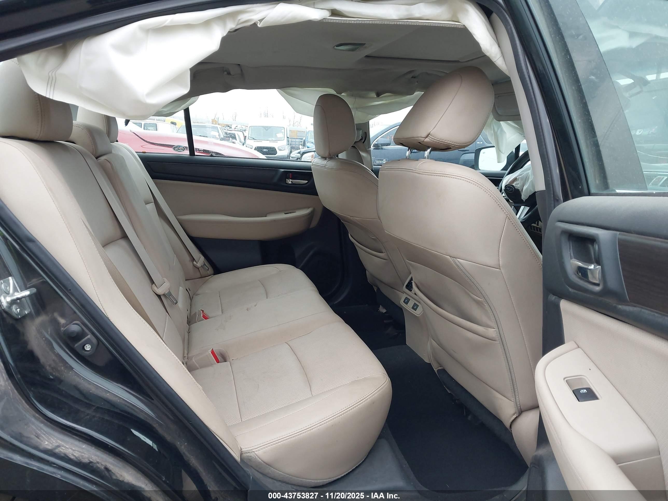 SUBARU LEGACY image 8