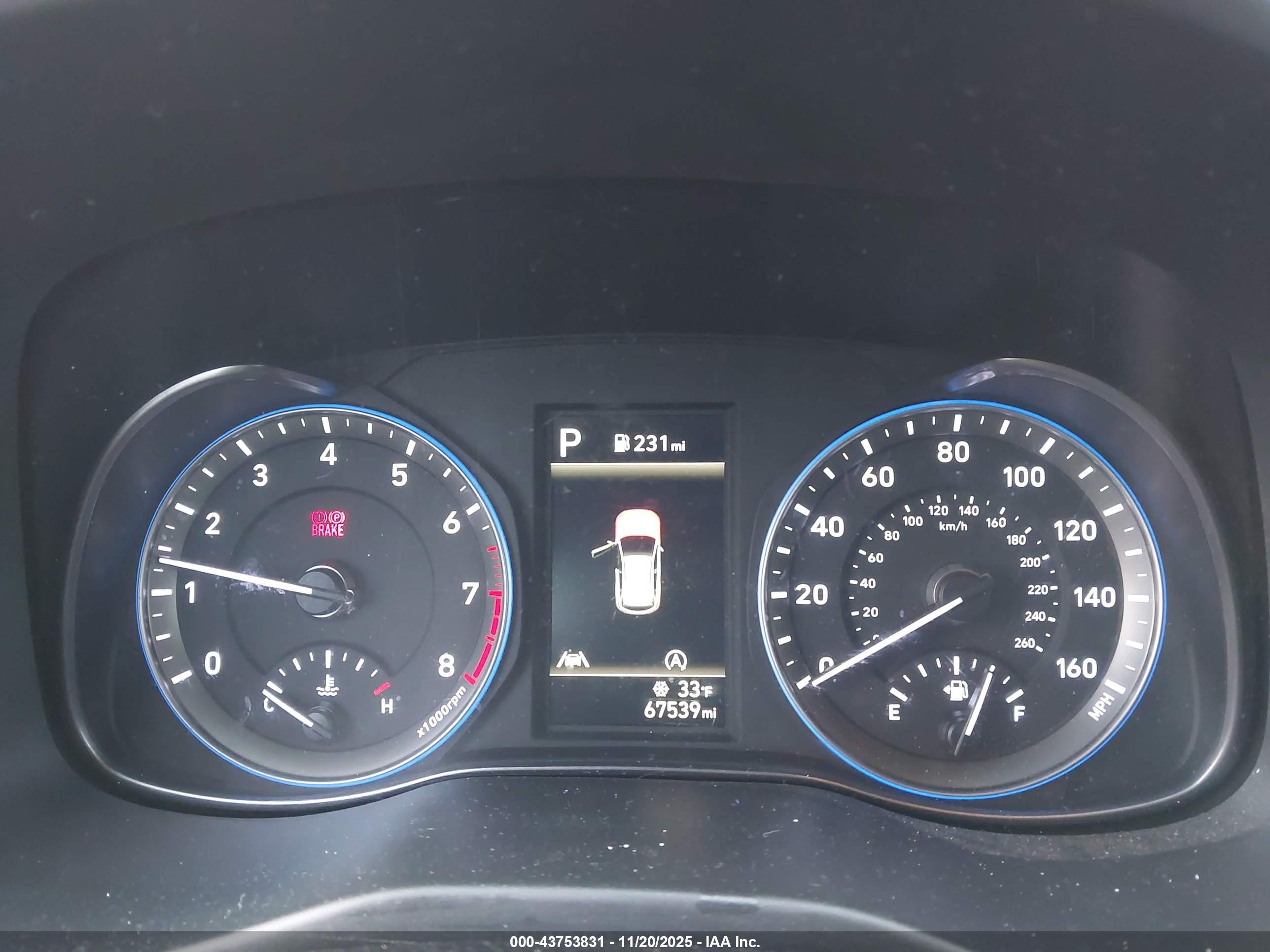 HYUNDAI KONA image 7