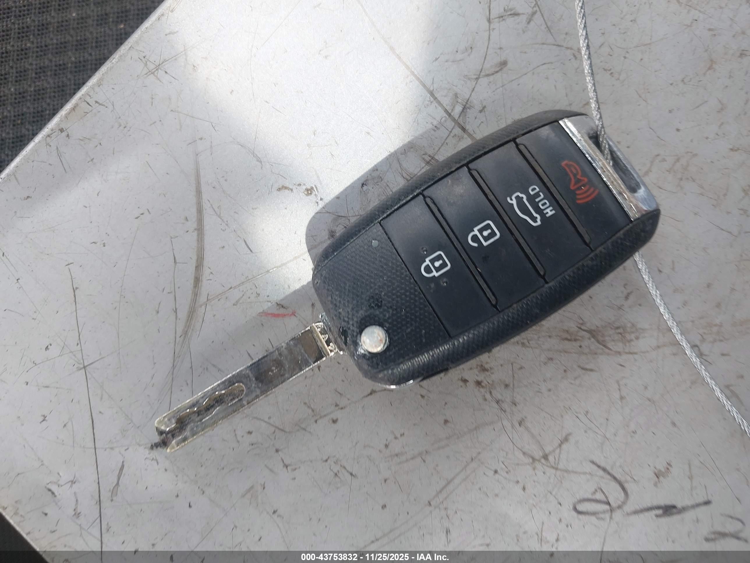 KIA OPTIMA image 11