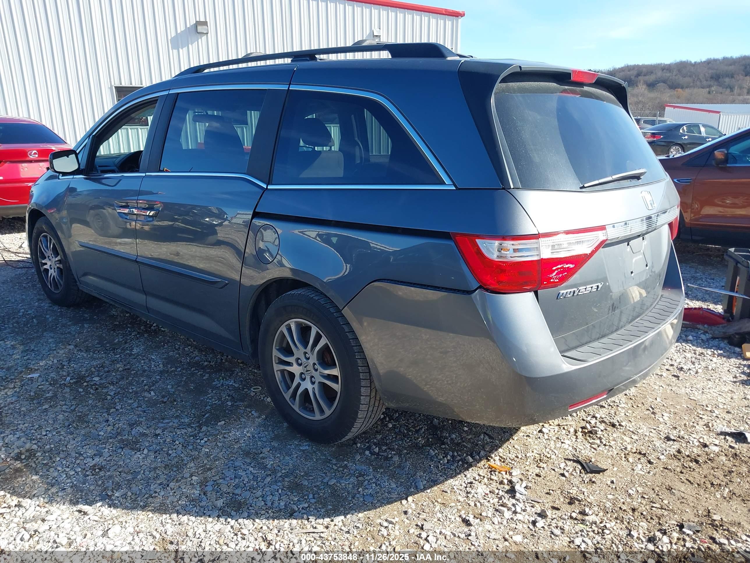 HONDA ODYSSEY image 3