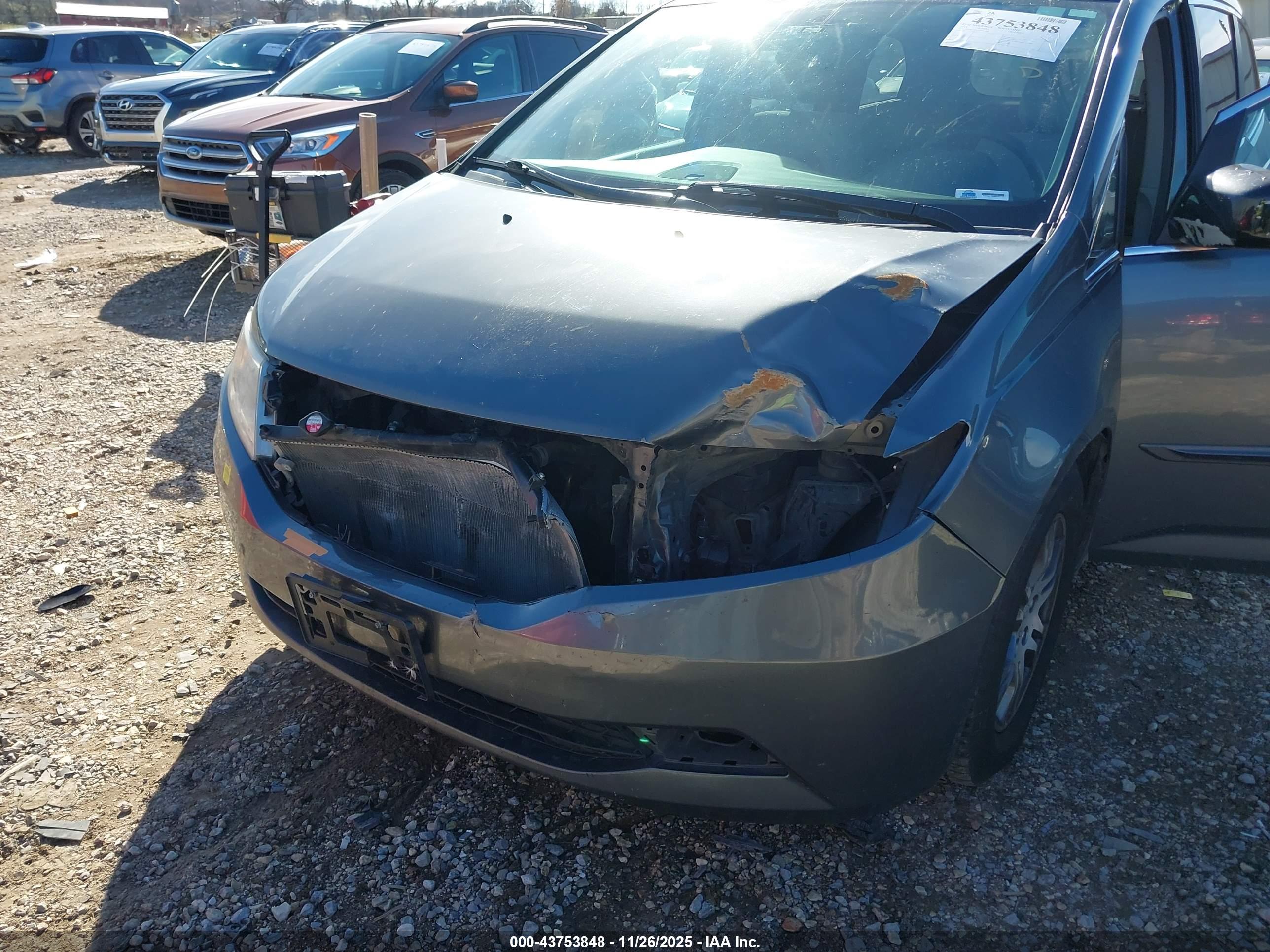 HONDA ODYSSEY image 6