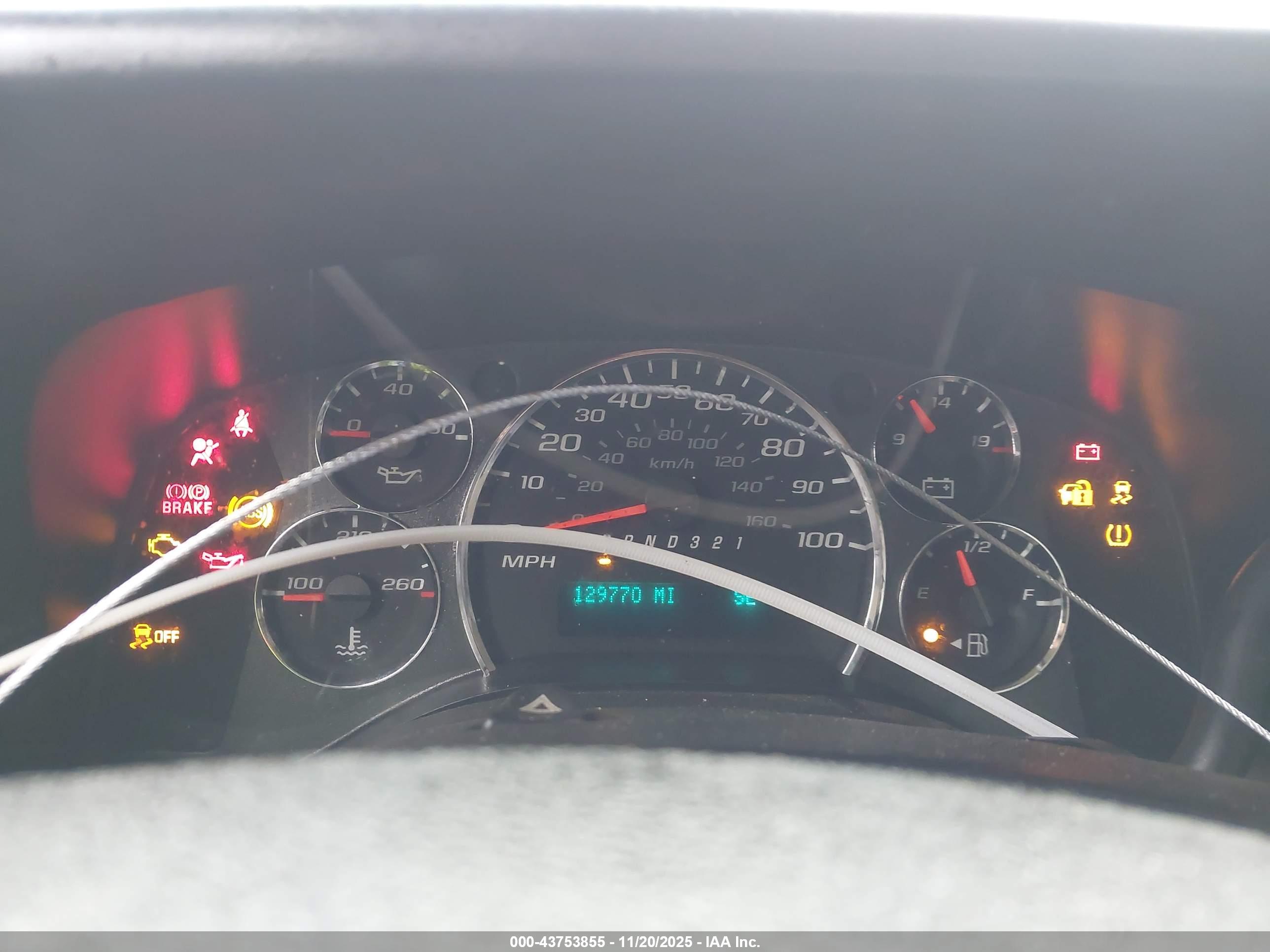 CHEVROLET EXPRESS image 7