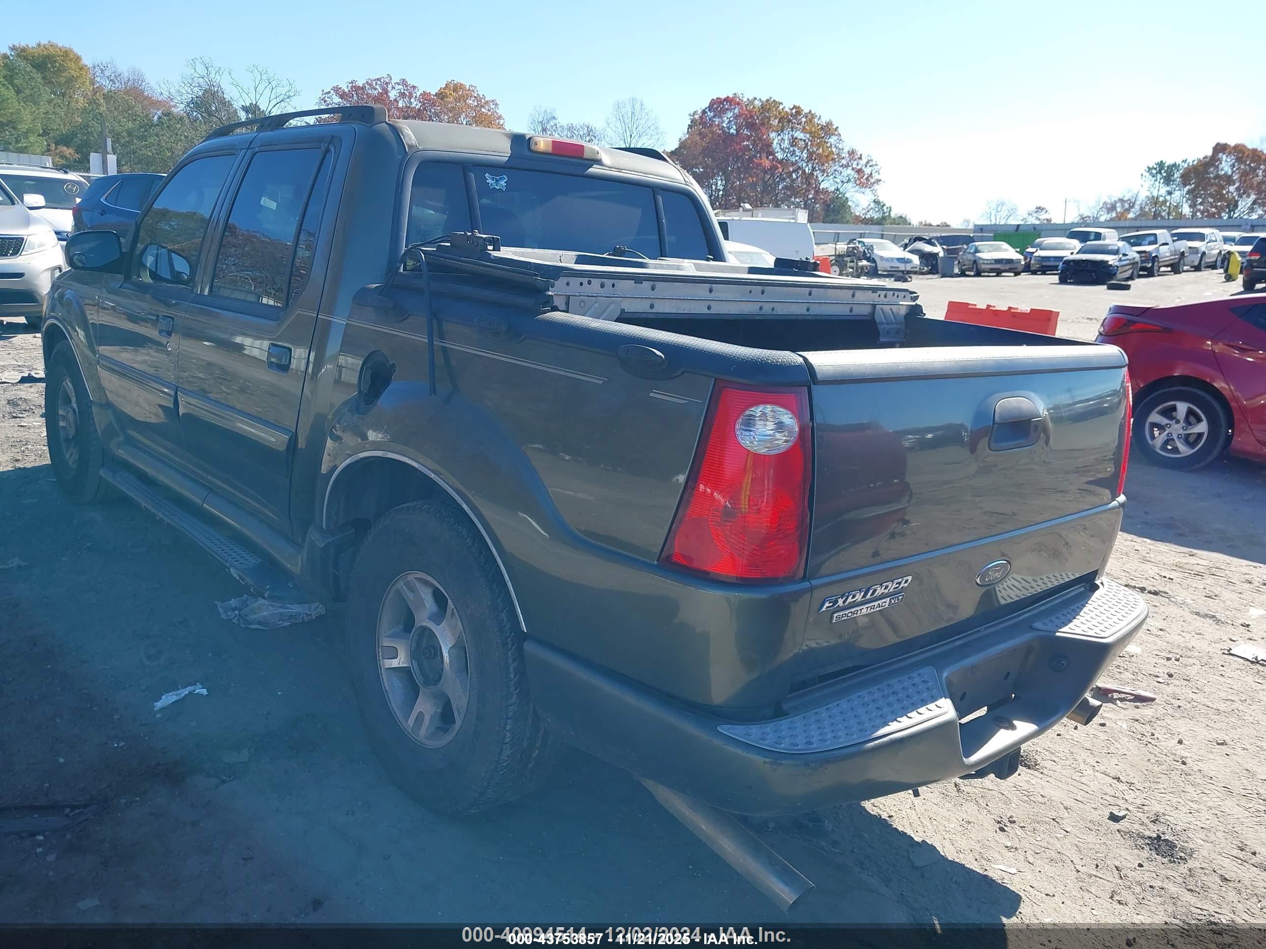 FORD EXPLORER image 3