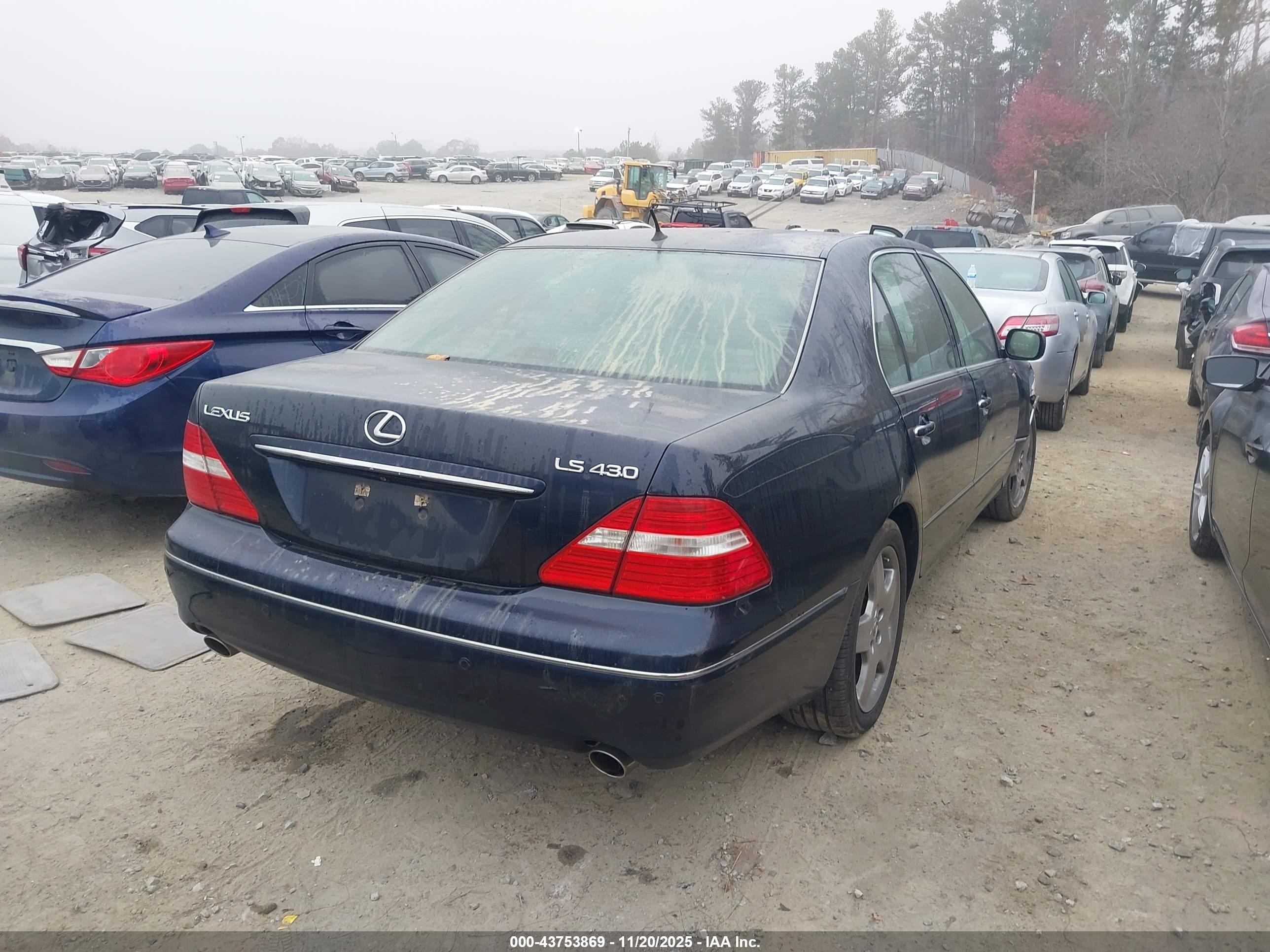 LEXUS LS image 4
