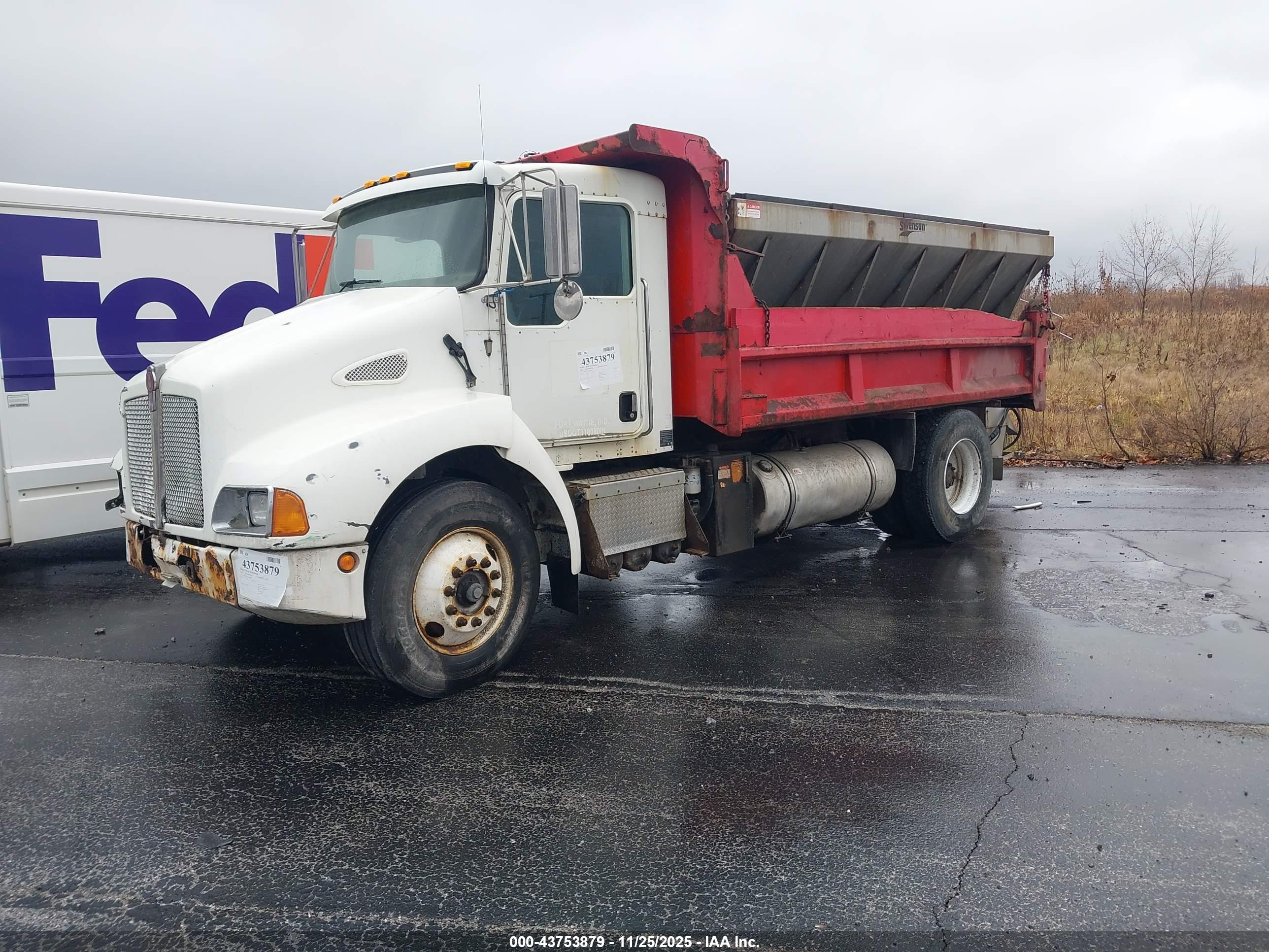 KENWORTH CONSTRUCTION image 2