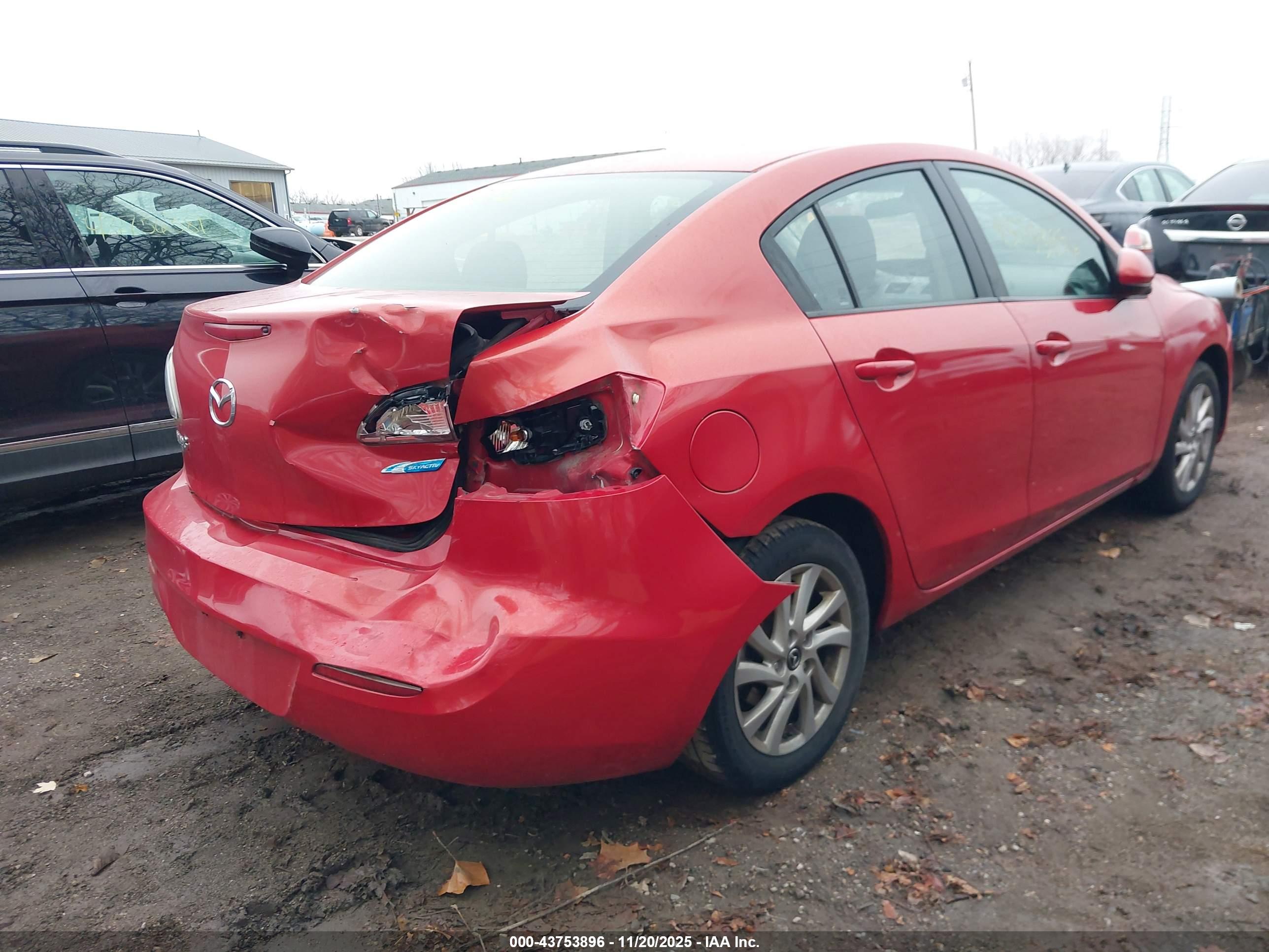 MAZDA MAZDA3 image 6