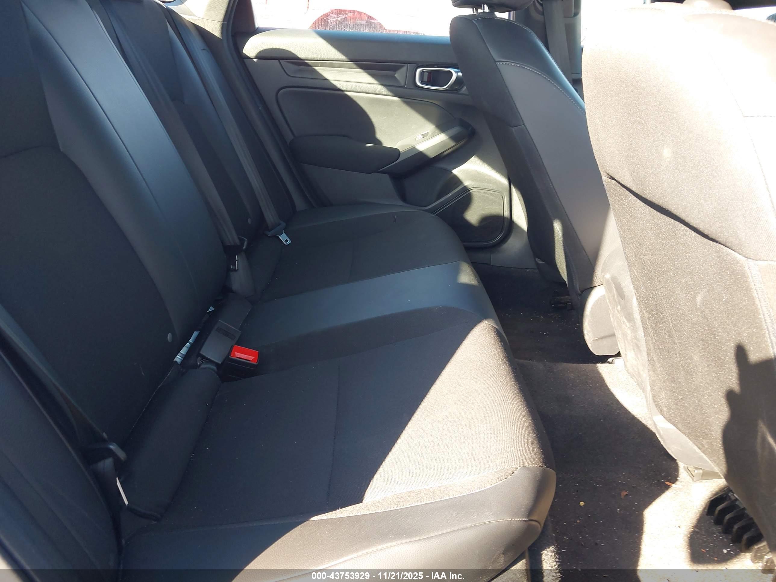 HONDA CIVIC image 8
