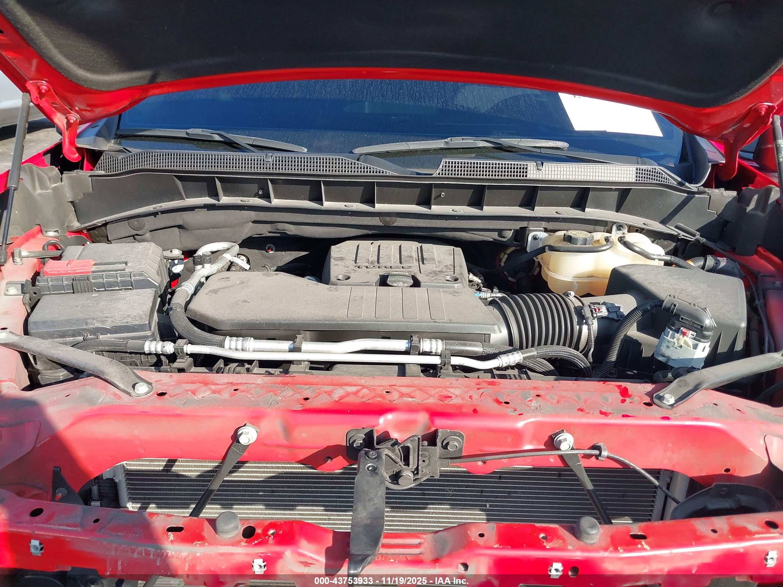 CHEVROLET SILVERADO image 10