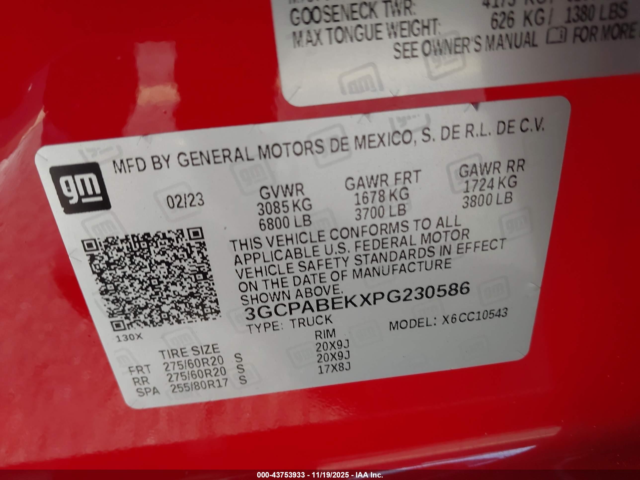 CHEVROLET SILVERADO image 9