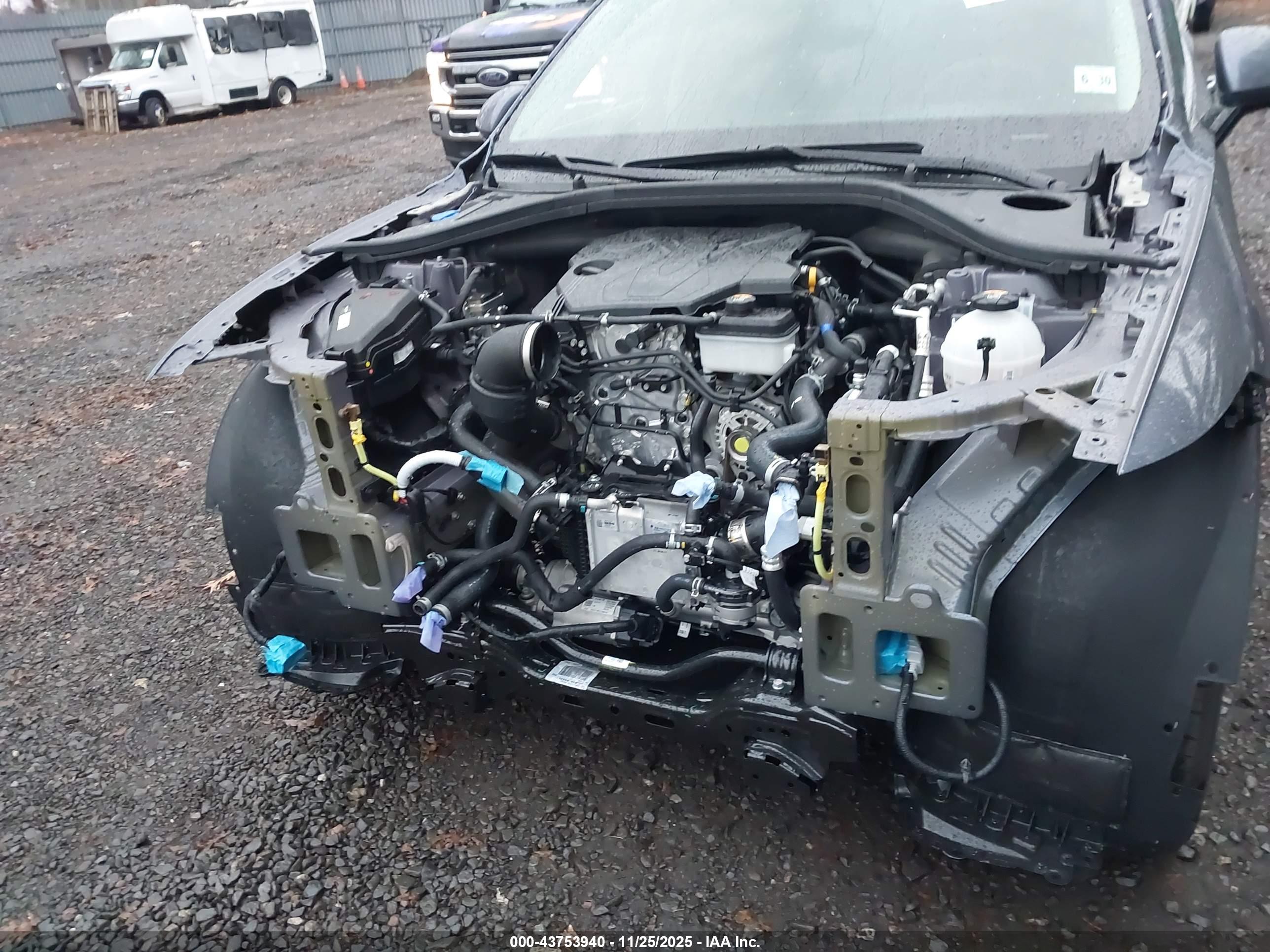 GENESIS GV70 image 6