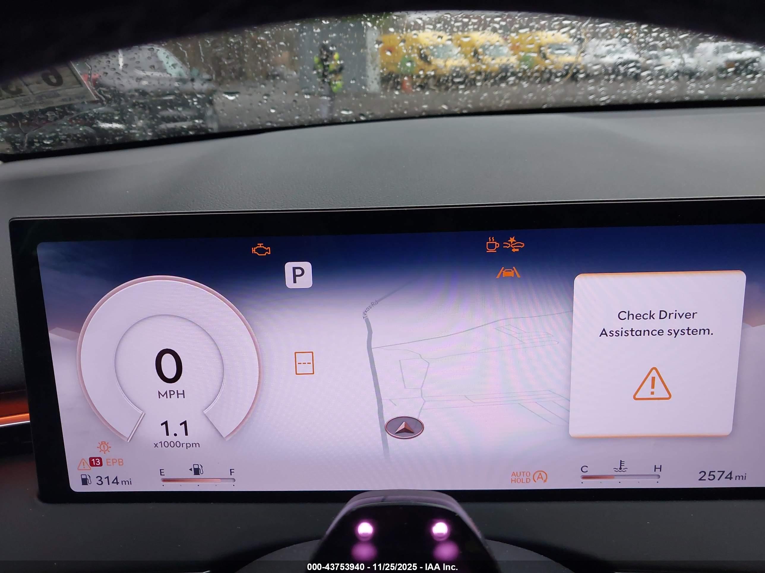 GENESIS GV70 image 7