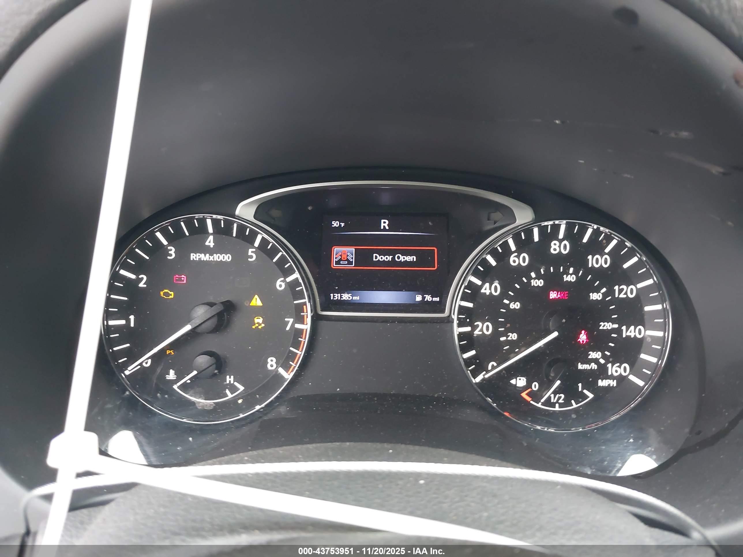 NISSAN ALTIMA image 7