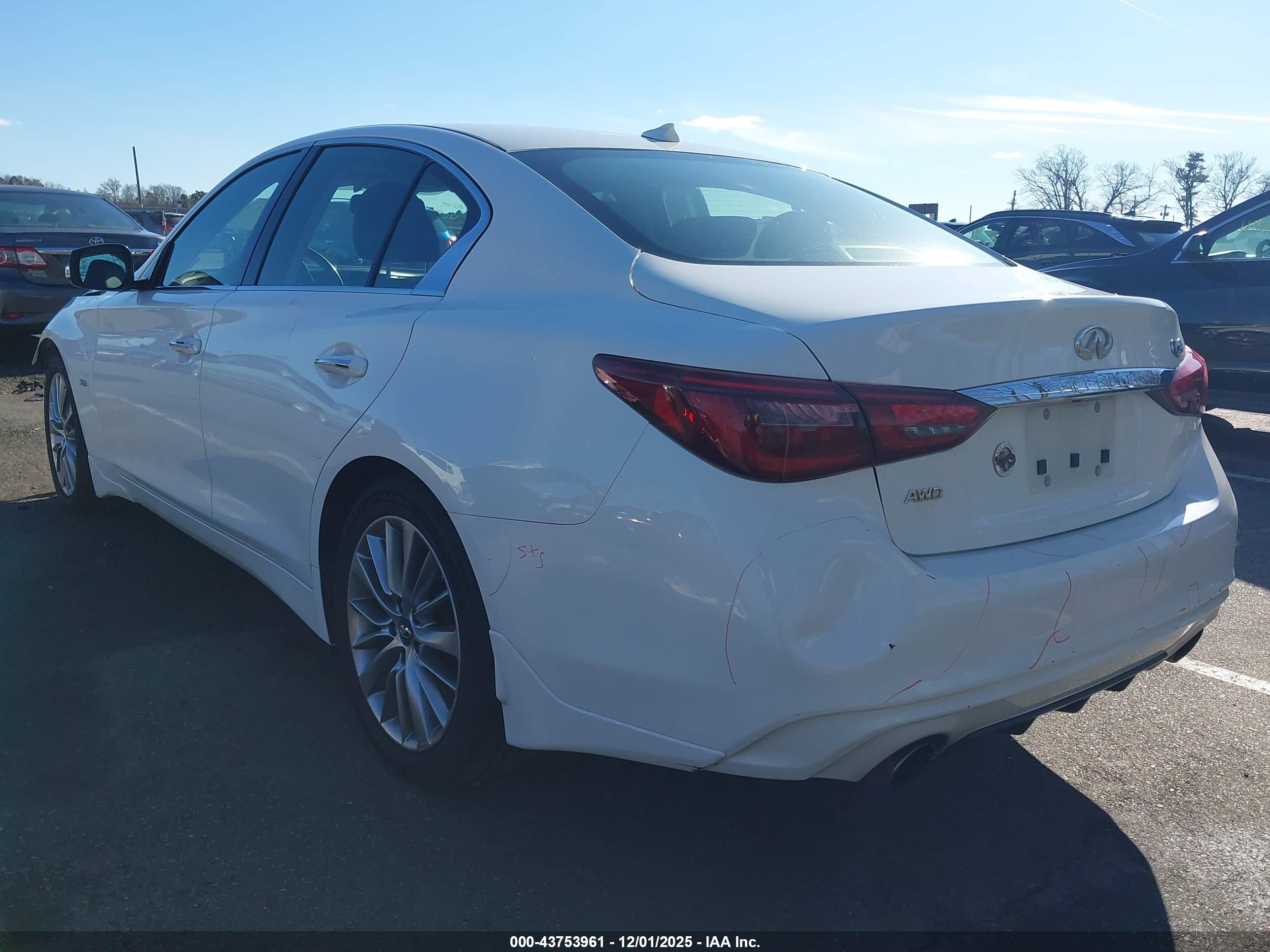 INFINITI Q50 image 3